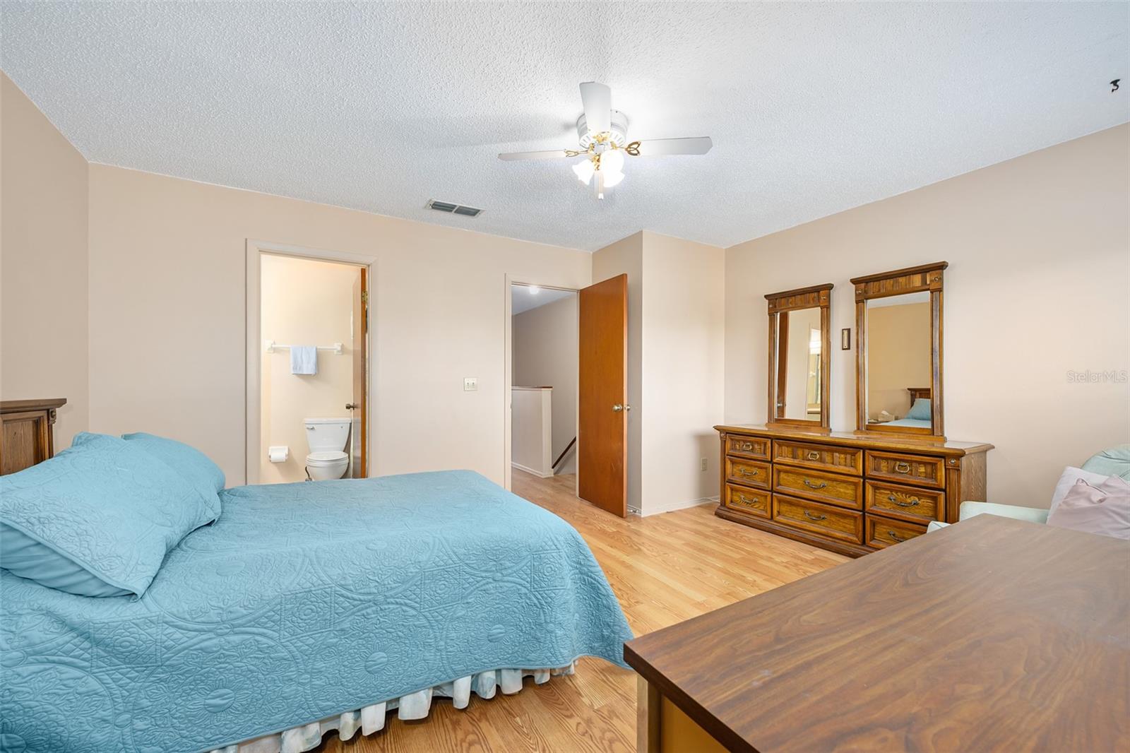 Image 20 of 42 For 149 White Fawn Drive 1490