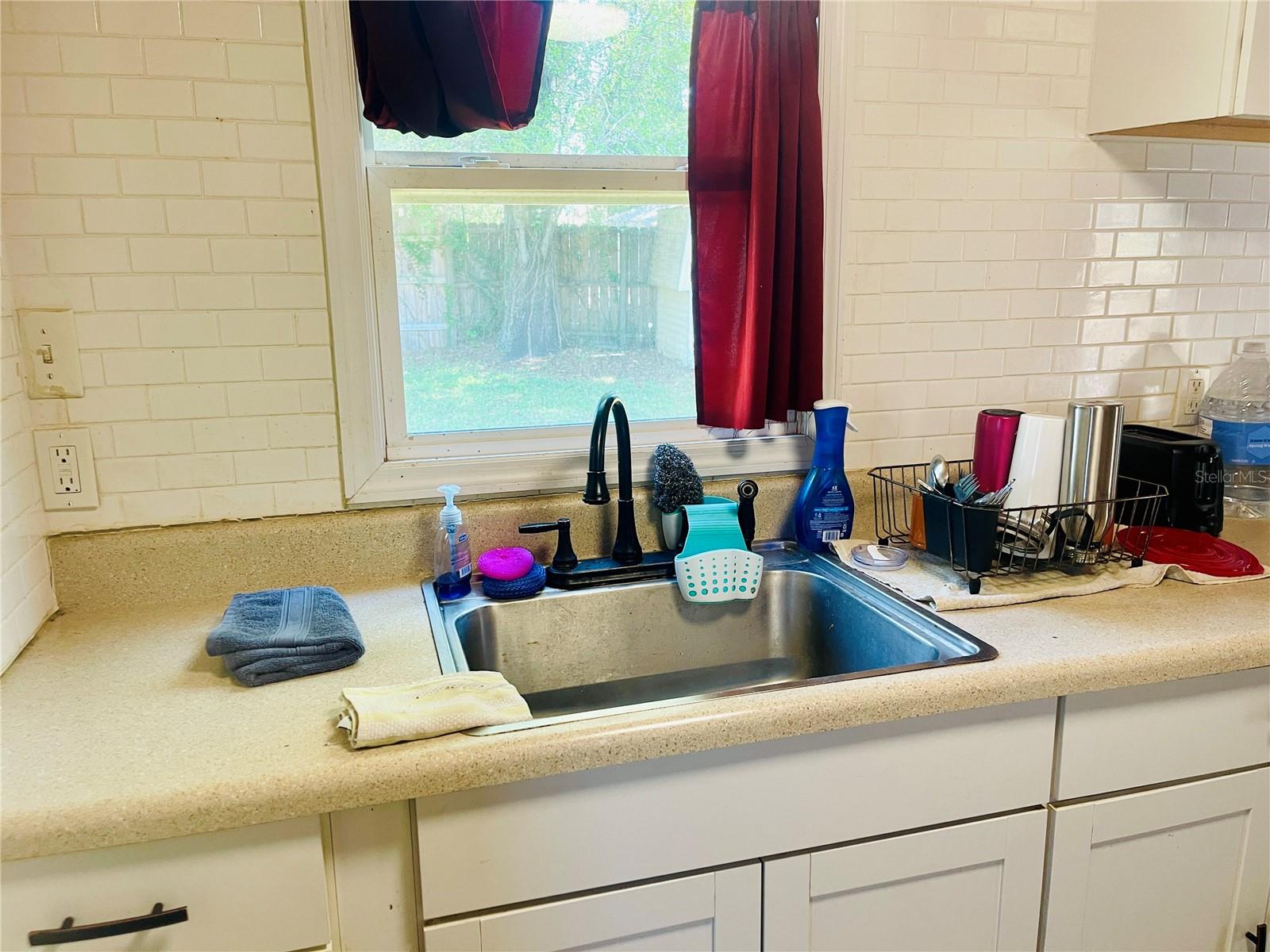 Image 17 of 47 For 5075 Central Avenue