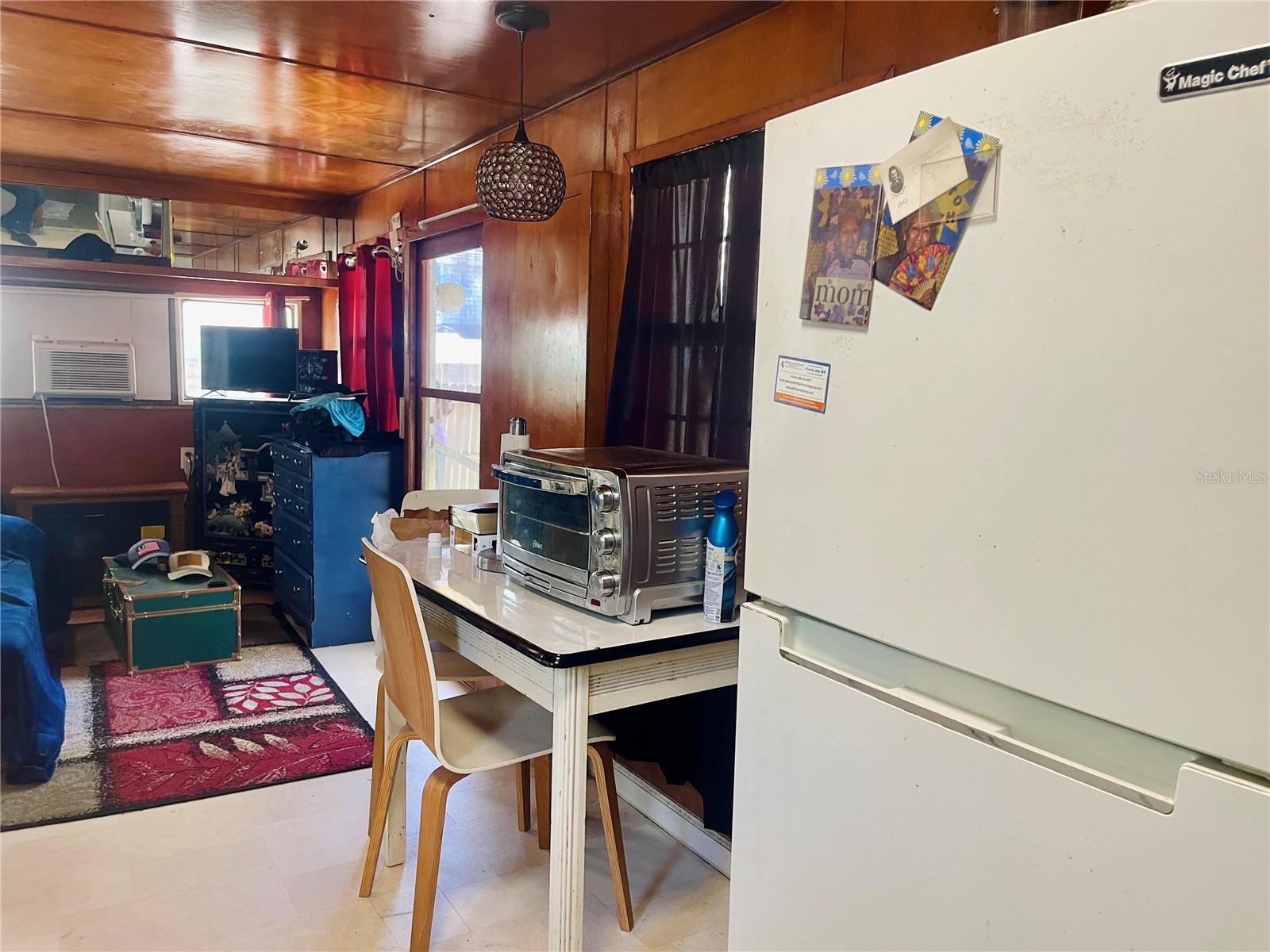 Image 19 of 47 For 5075 Central Avenue