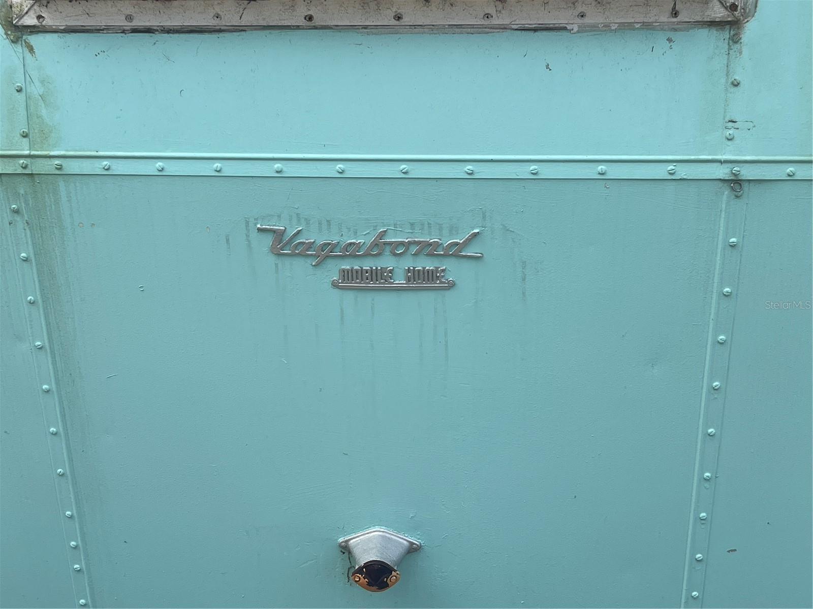 Image 2 of 47 For 5075 Central Avenue