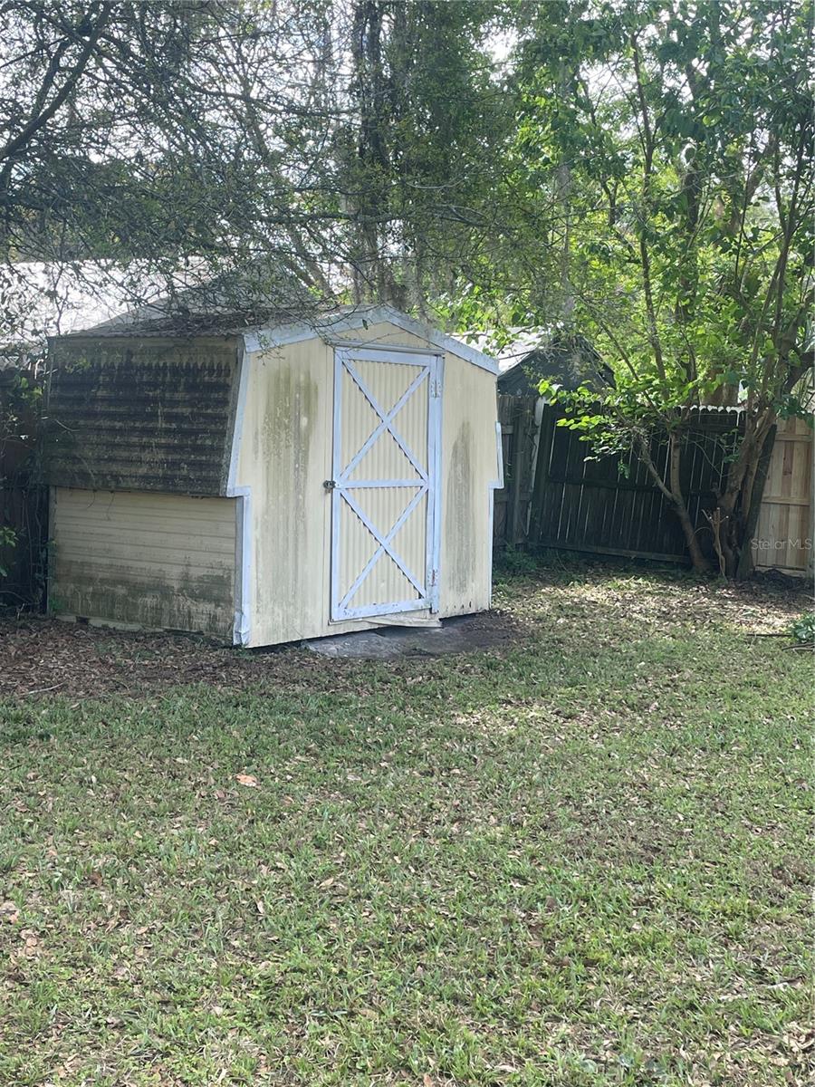 Image 26 of 47 For 5075 Central Avenue