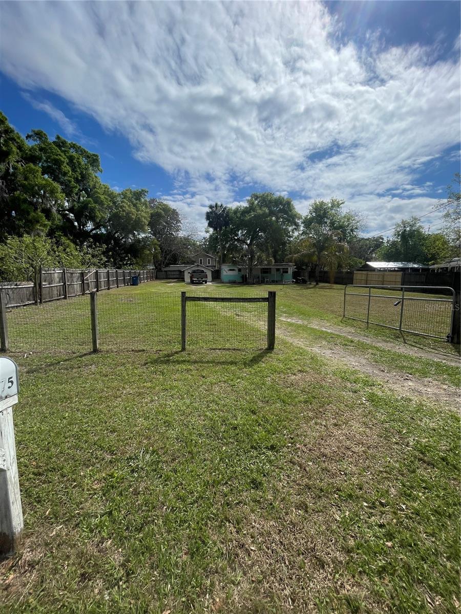 Image 5 of 47 For 5075 Central Avenue