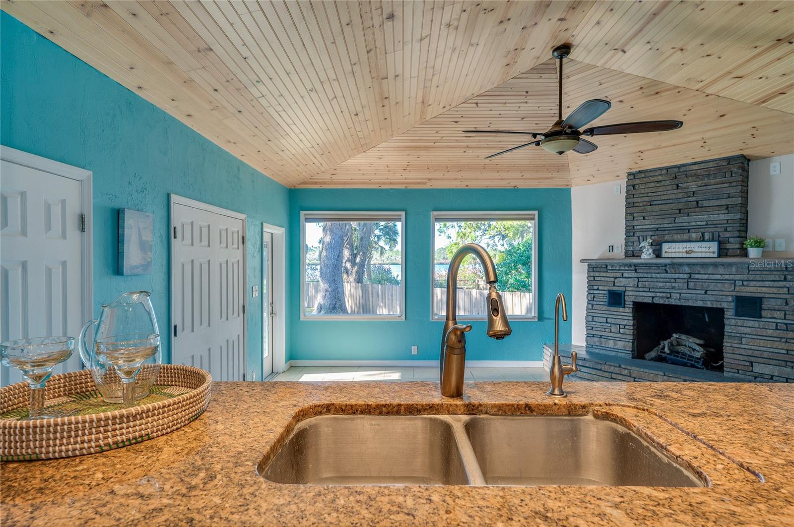 Image 15 of 57 For 5508 Bayshore Drive