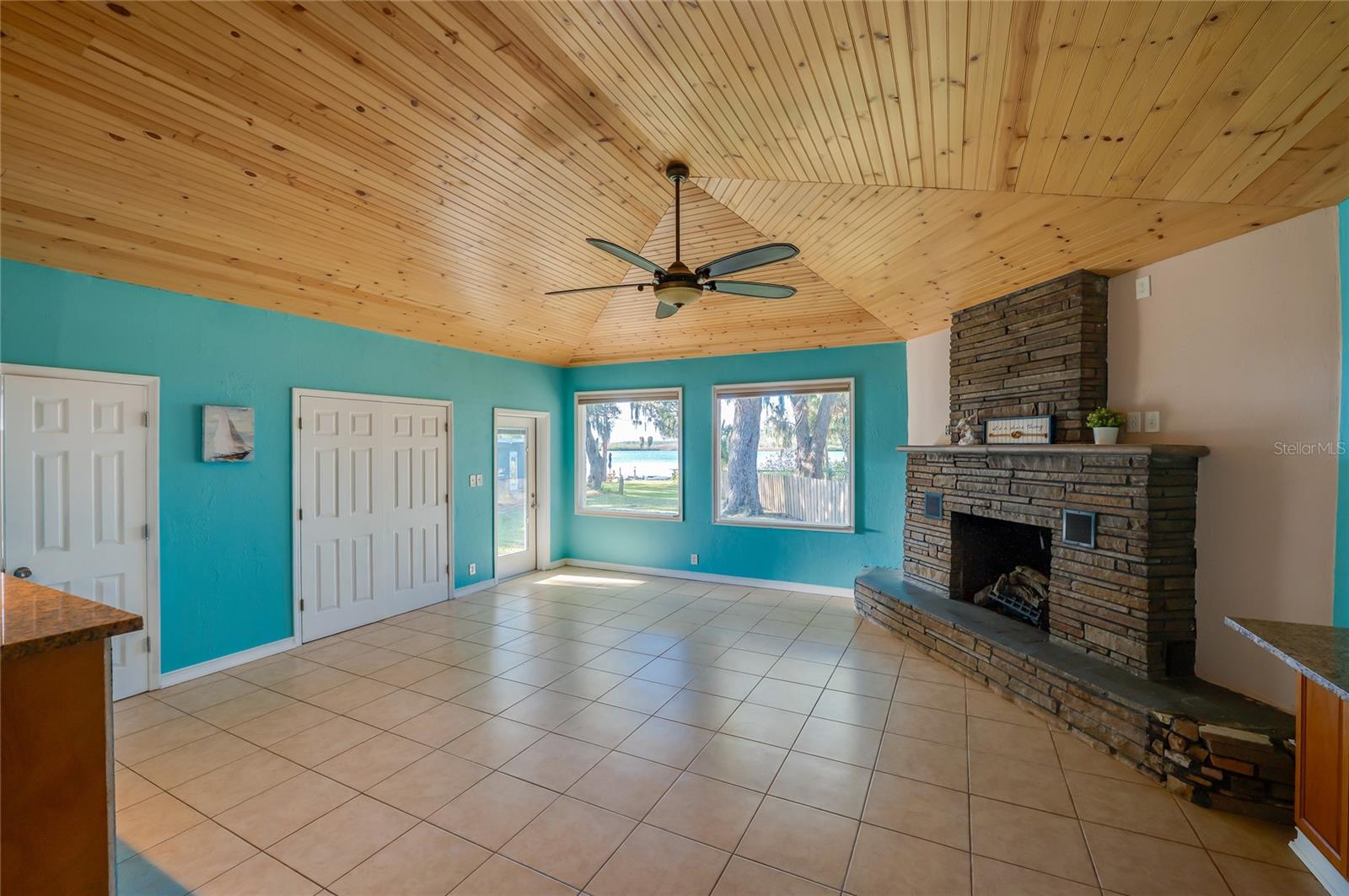 Image 17 of 57 For 5508 Bayshore Drive