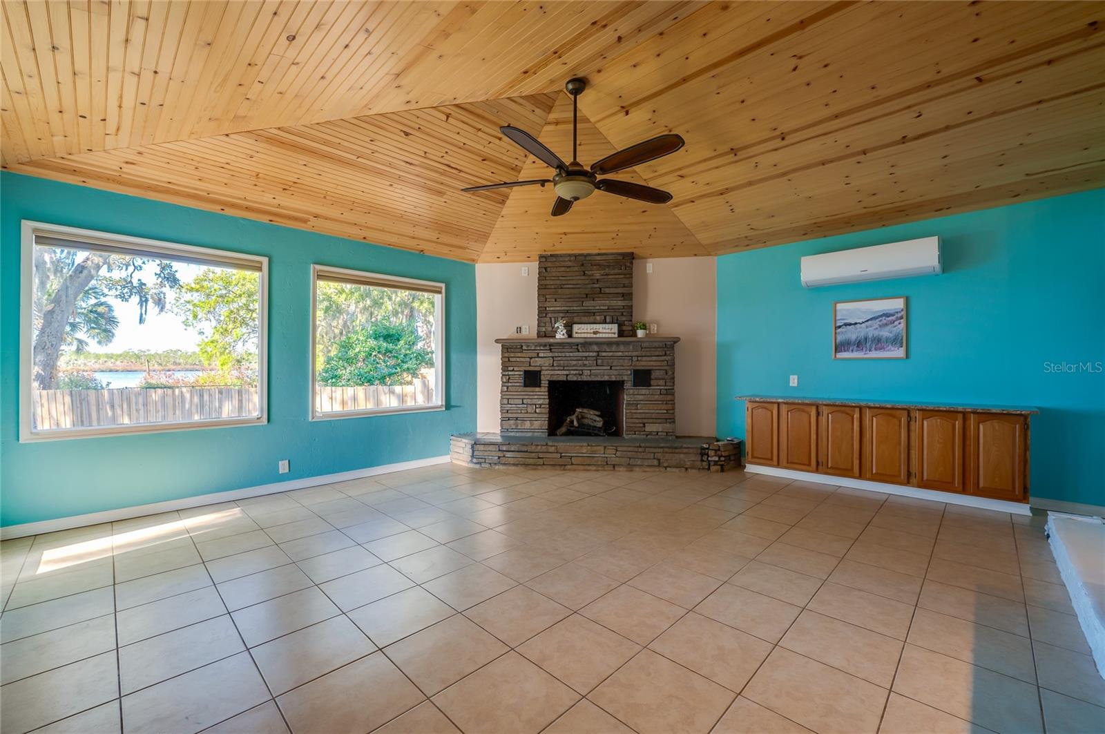 Image 19 of 57 For 5508 Bayshore Drive