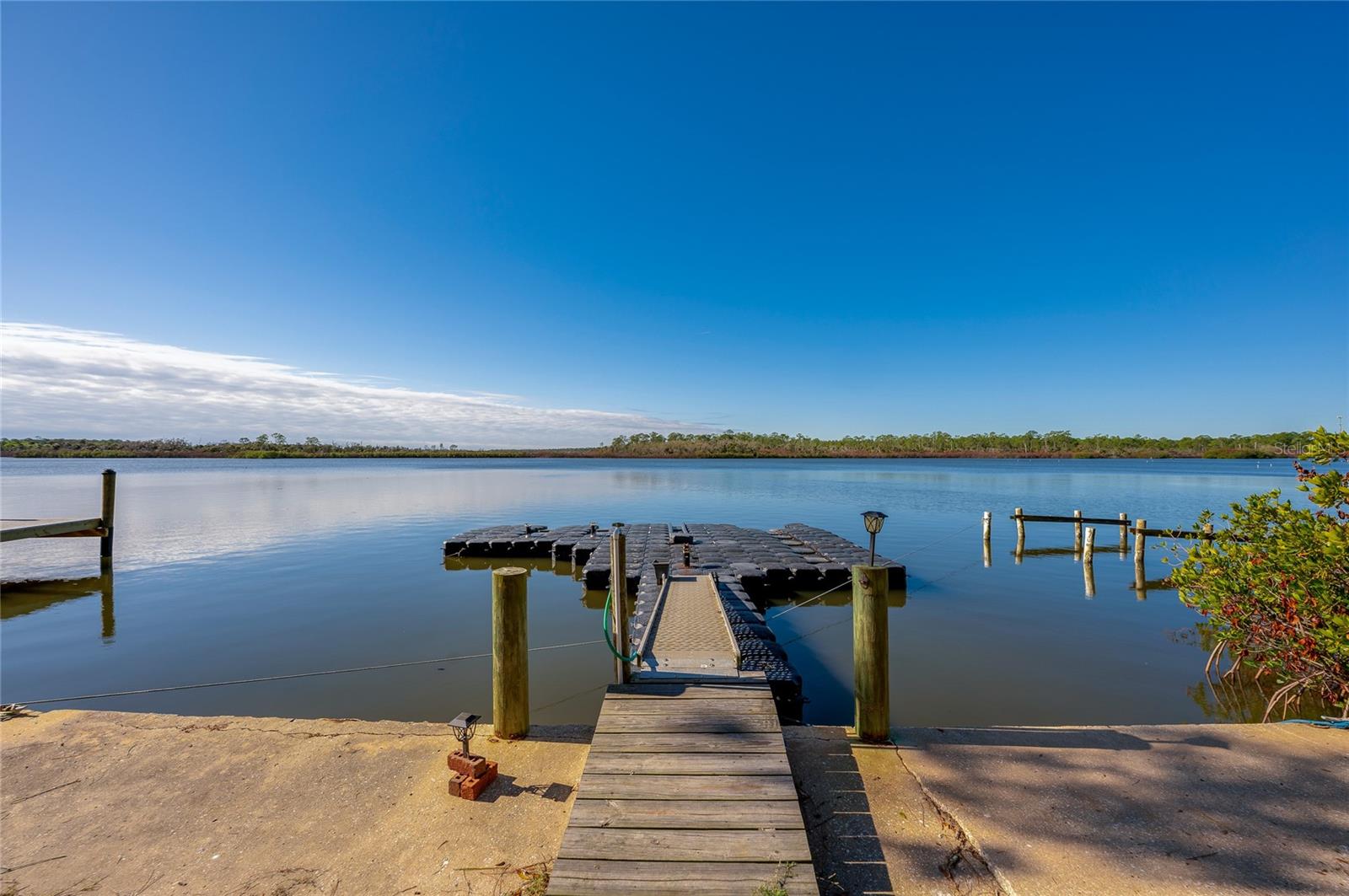 Image 2 of 57 For 5508 Bayshore Drive