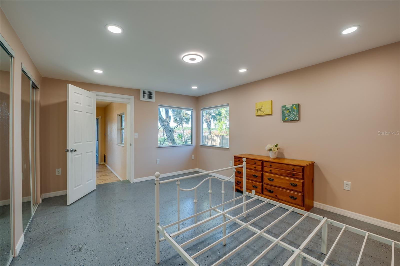 Image 37 of 57 For 5508 Bayshore Drive