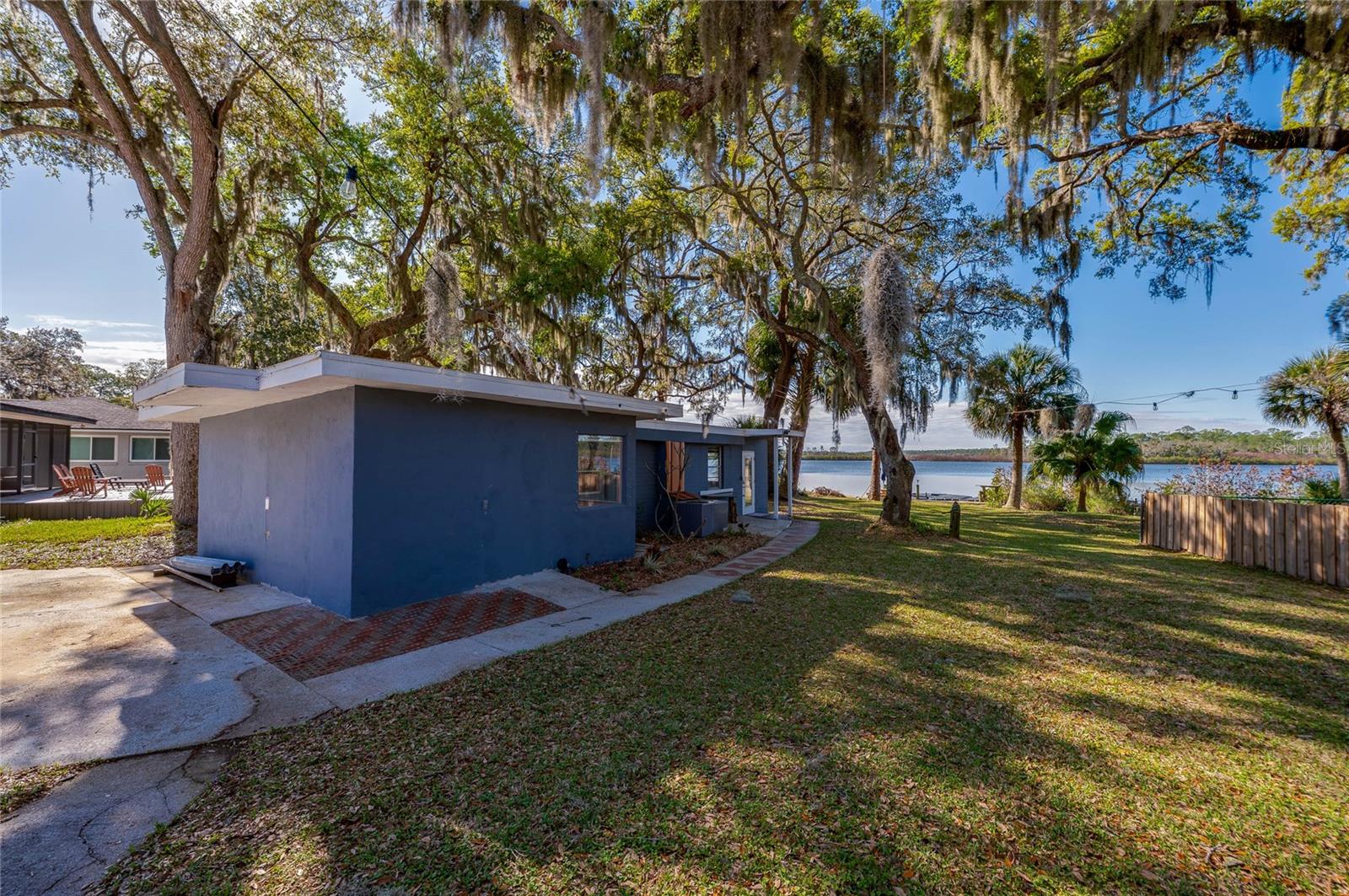 Image 42 of 57 For 5508 Bayshore Drive