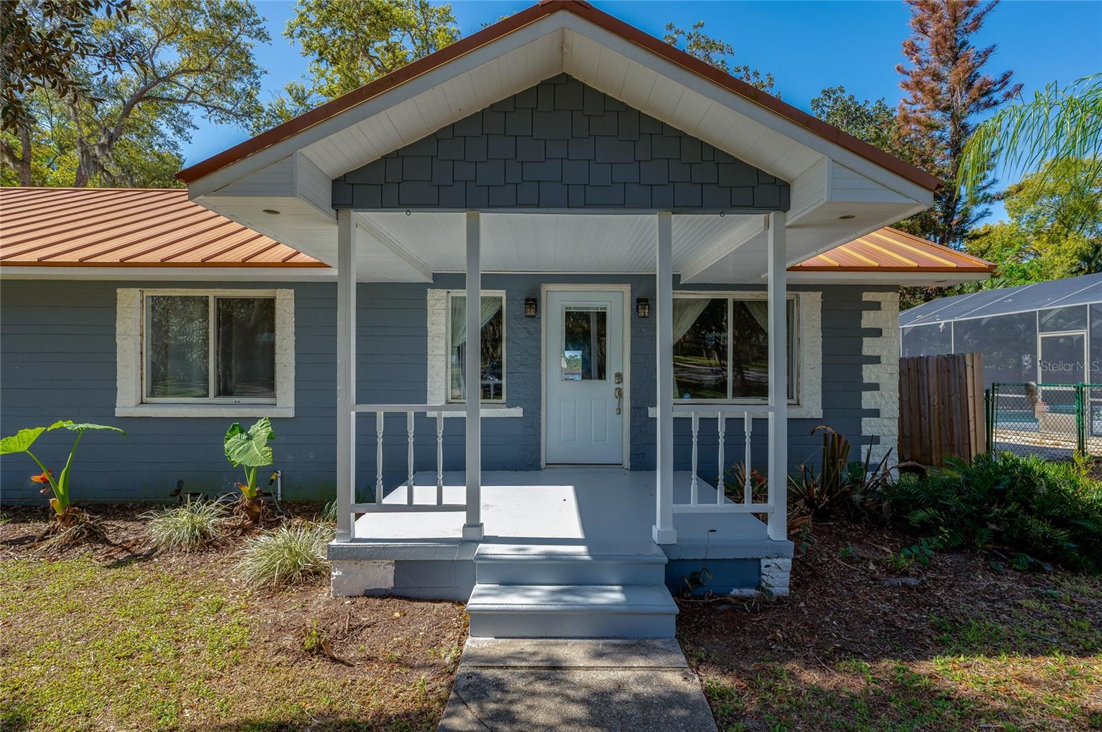 Image 6 of 57 For 5508 Bayshore Drive