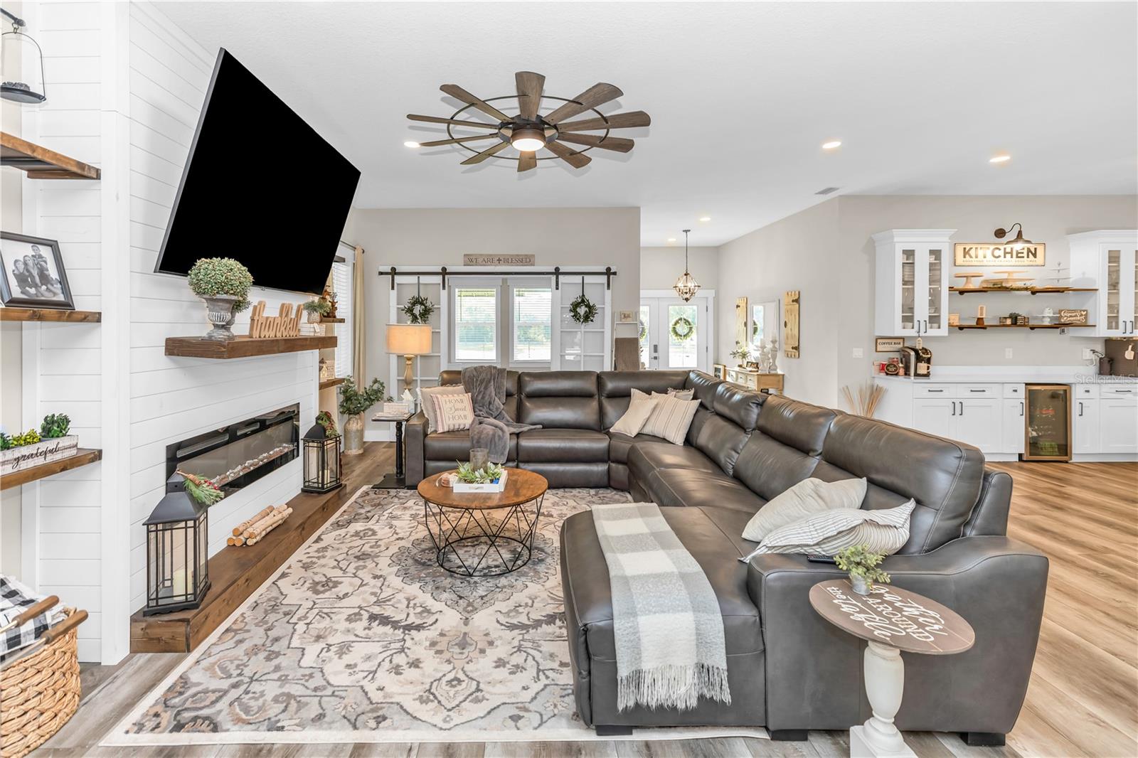 Image 12 of 46 For 171 River Oaks Drive