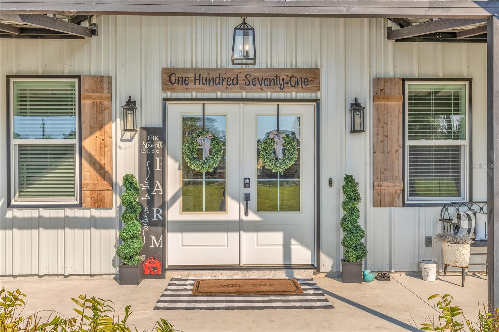 Image 4 of 46 For 171 River Oaks Drive