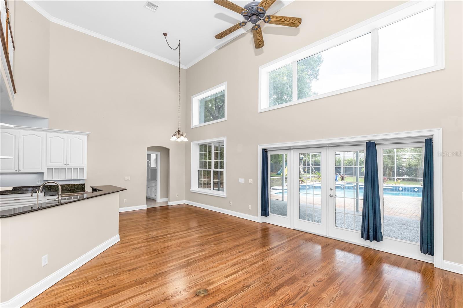 Image 10 of 60 For 279 Main Road