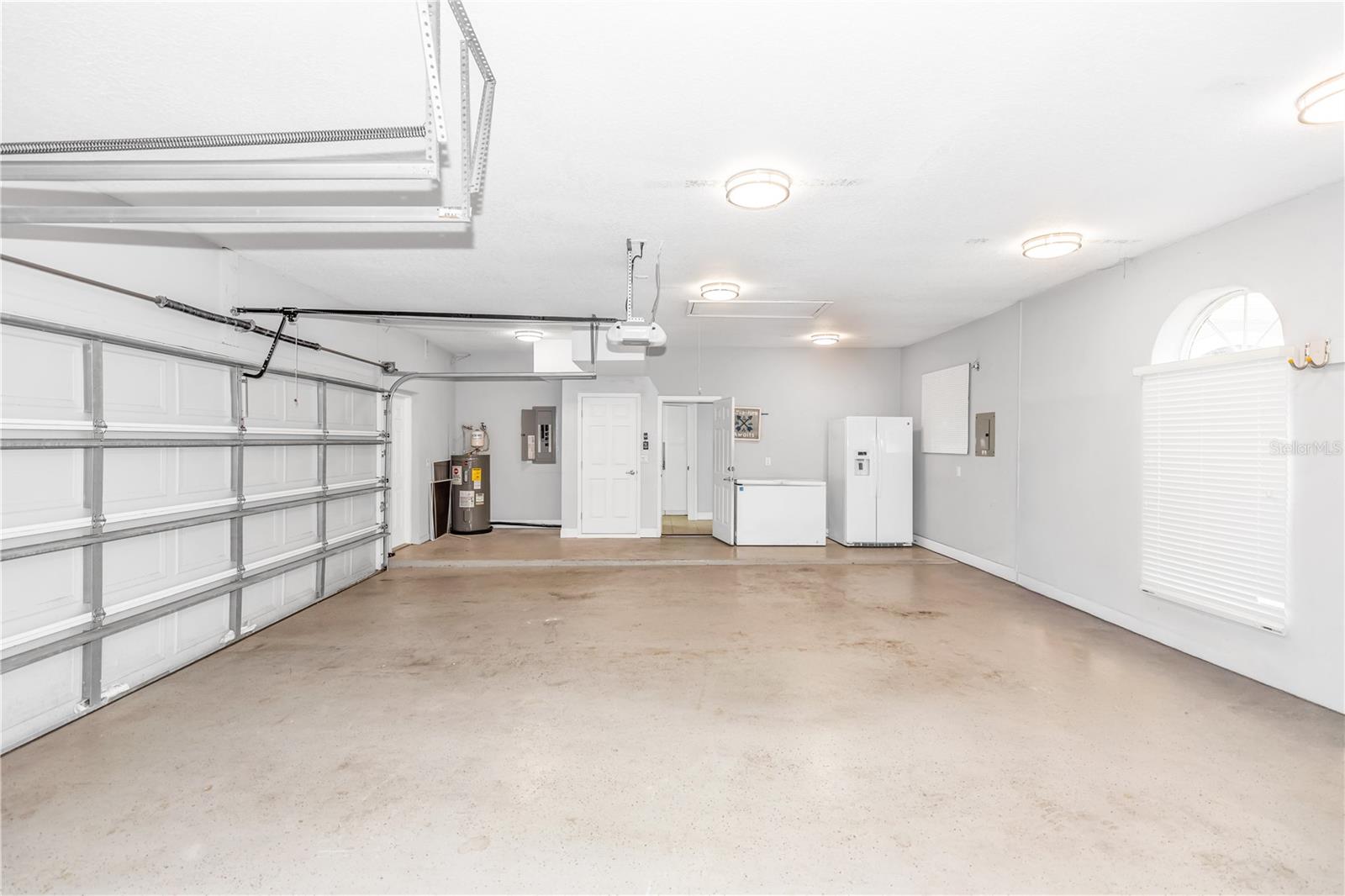 Image 34 of 60 For 279 Main Road