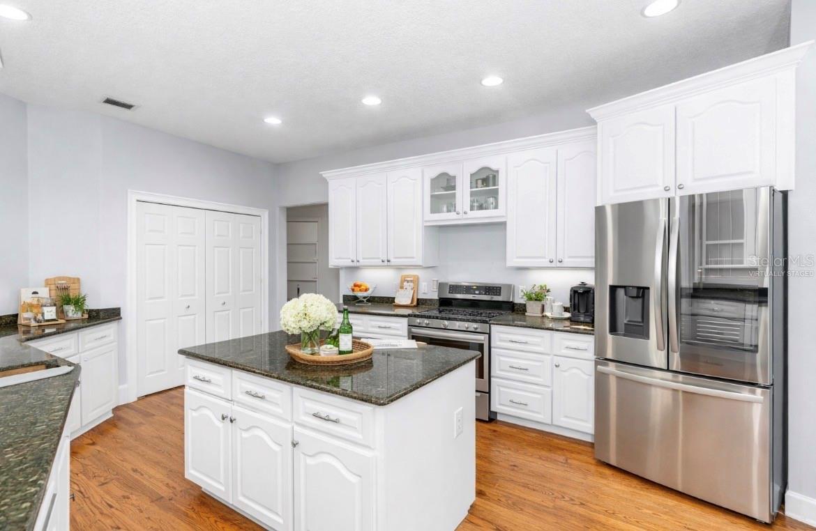 Image 4 of 60 For 279 Main Road