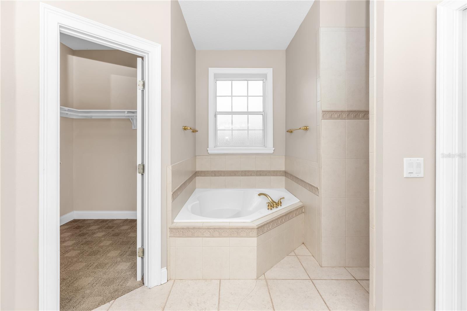 Image 41 of 60 For 279 Main Road