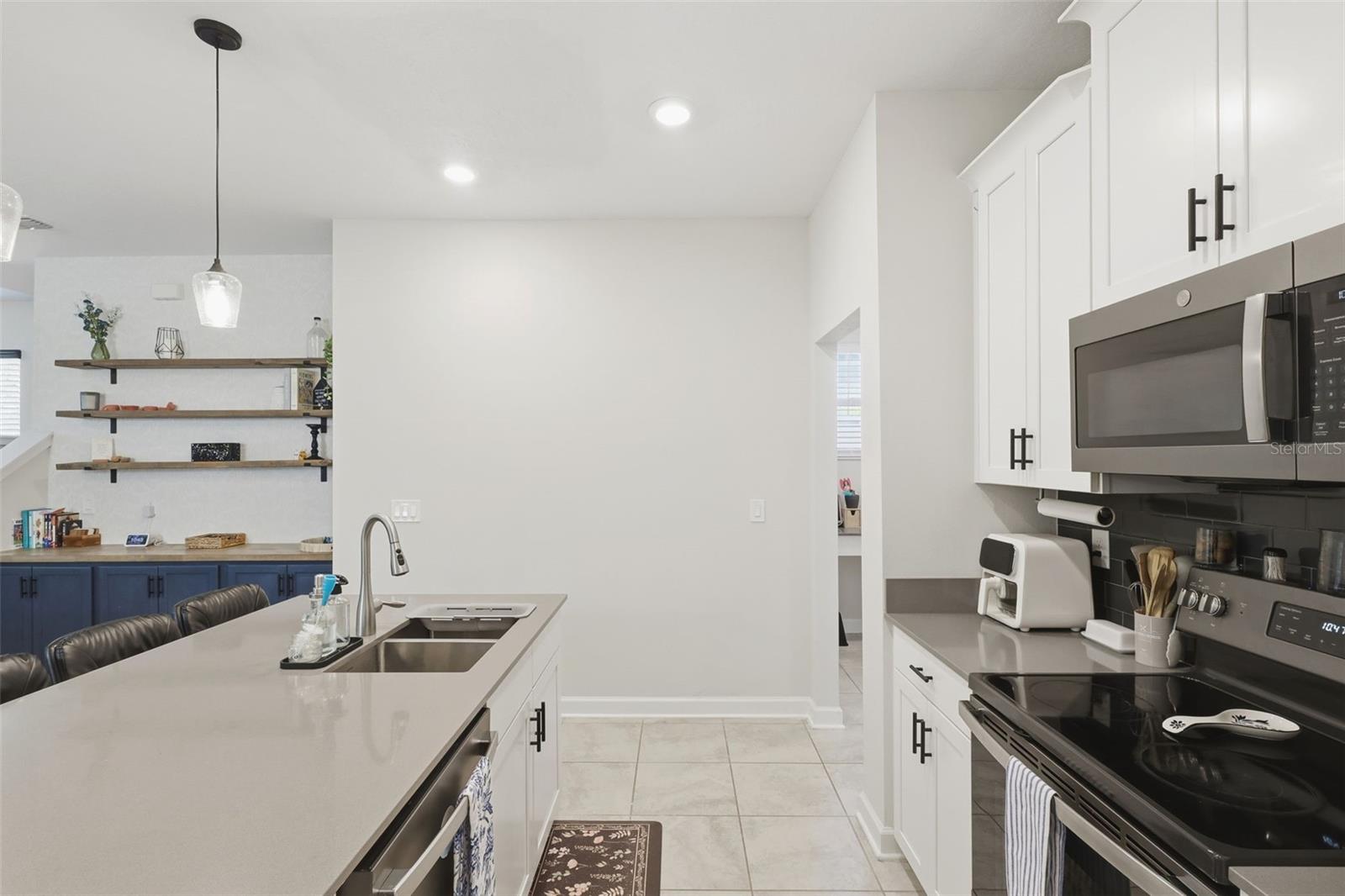 Image 21 of 39 For 1300 Swift Creek Way