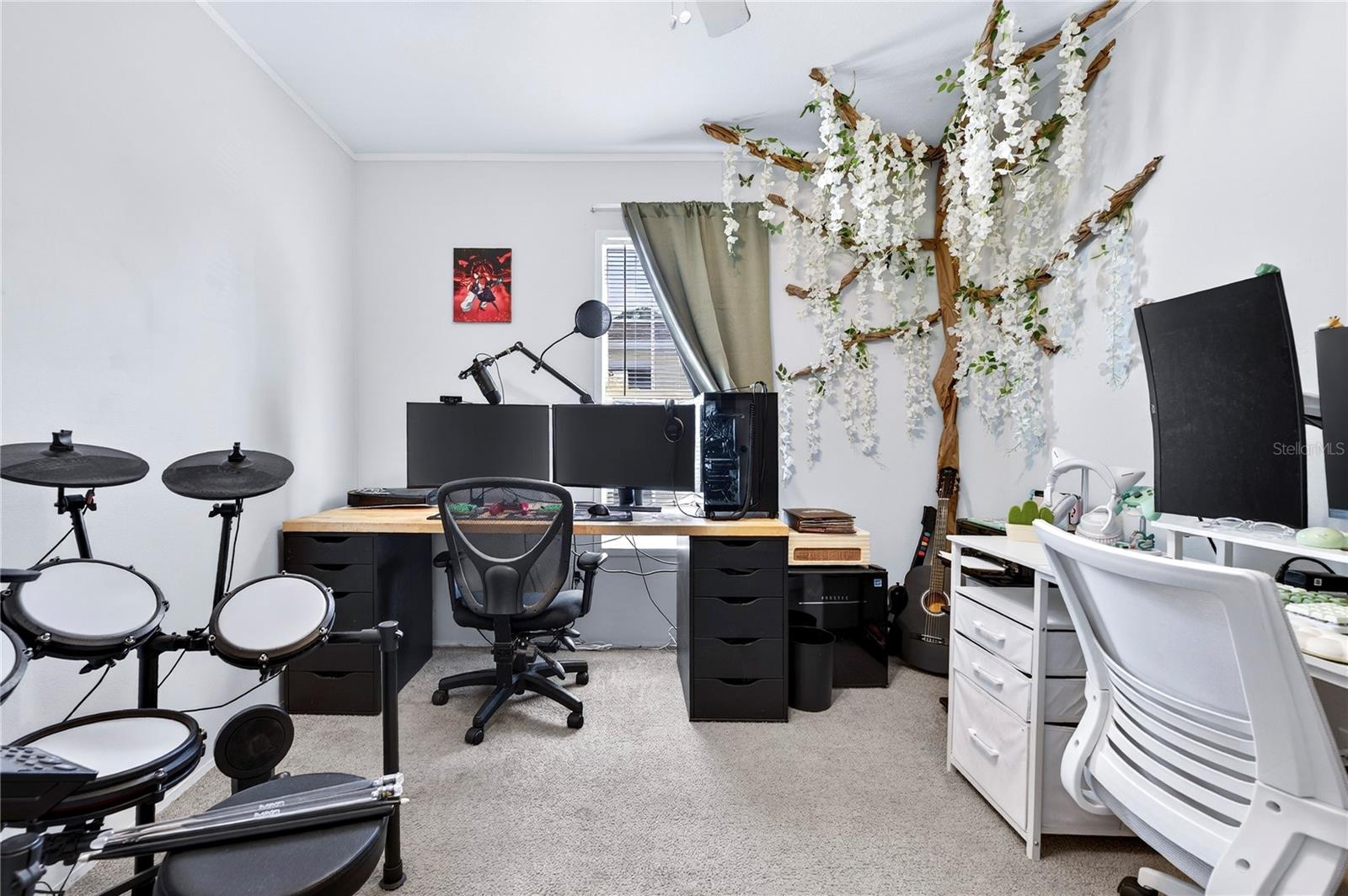 Image 21 of 39 For 5266 Pineland Avenue