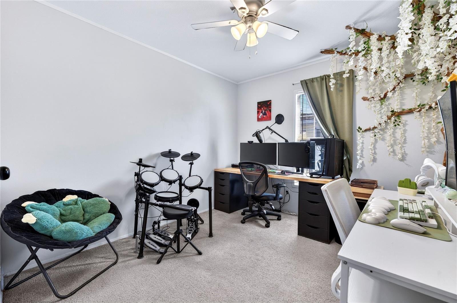 Image 22 of 39 For 5266 Pineland Avenue