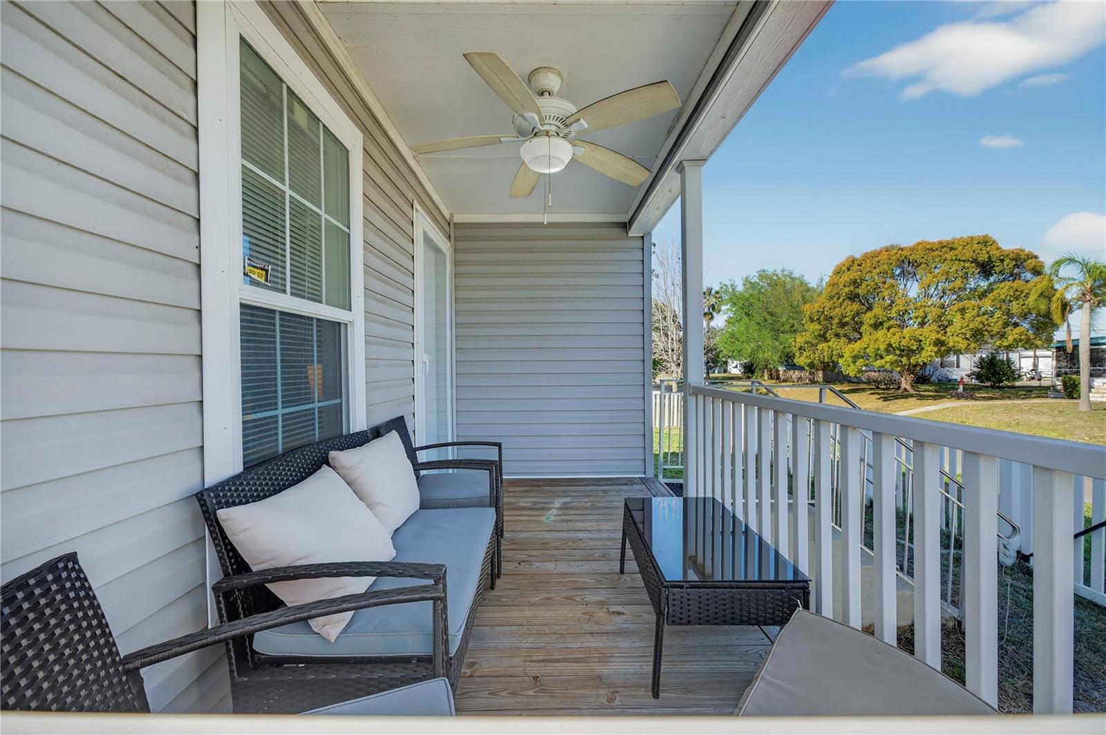 Image 33 of 39 For 5266 Pineland Avenue