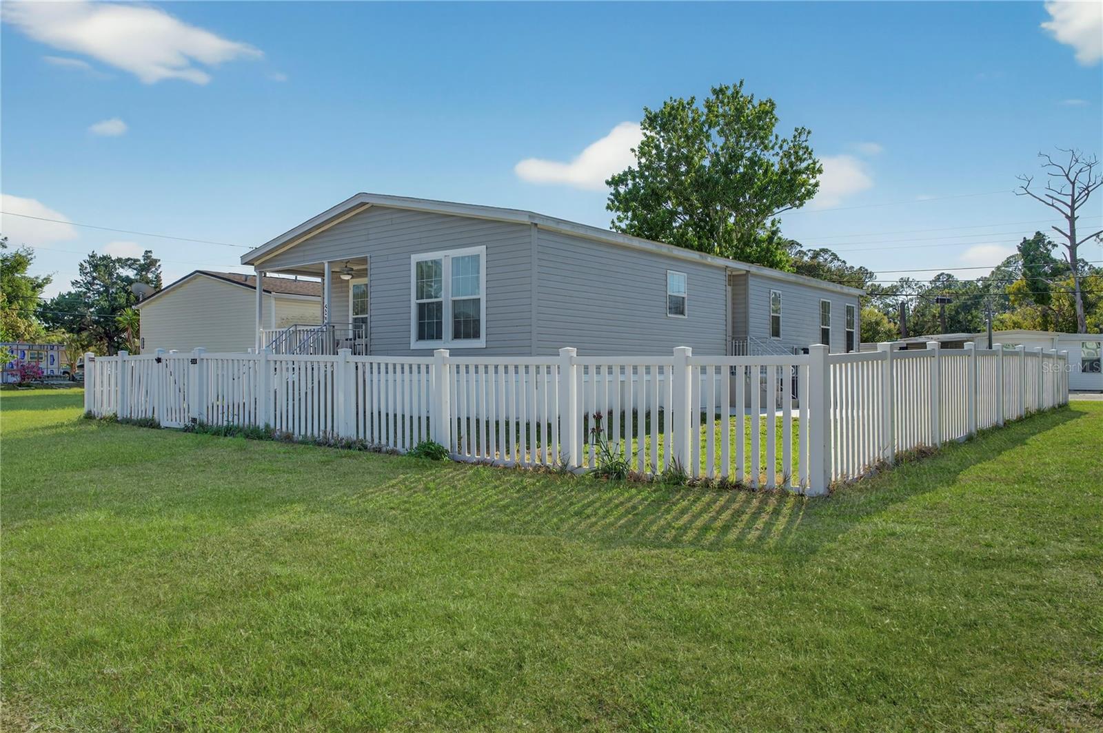 Image 35 of 39 For 5266 Pineland Avenue