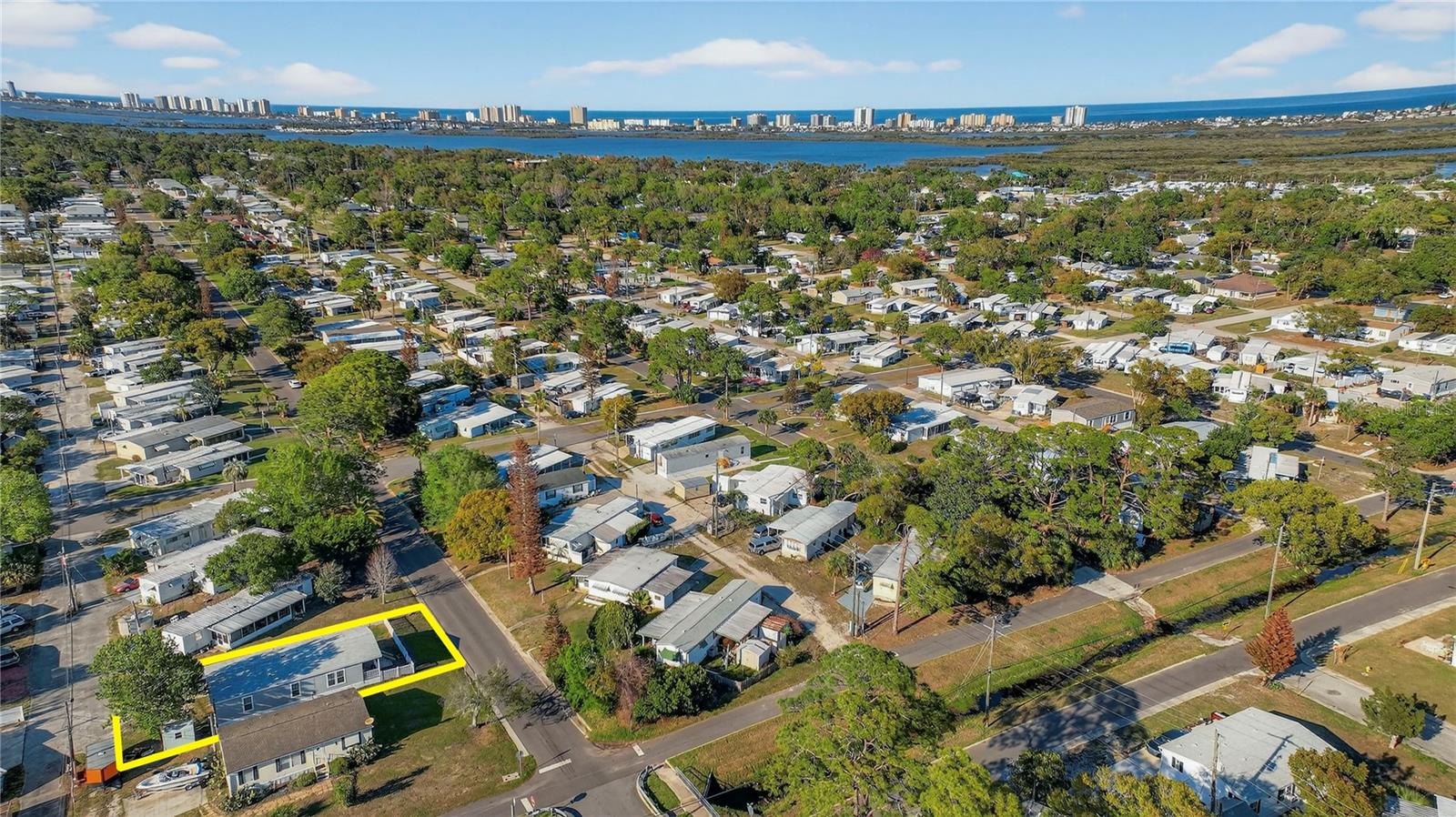 Image 38 of 39 For 5266 Pineland Avenue