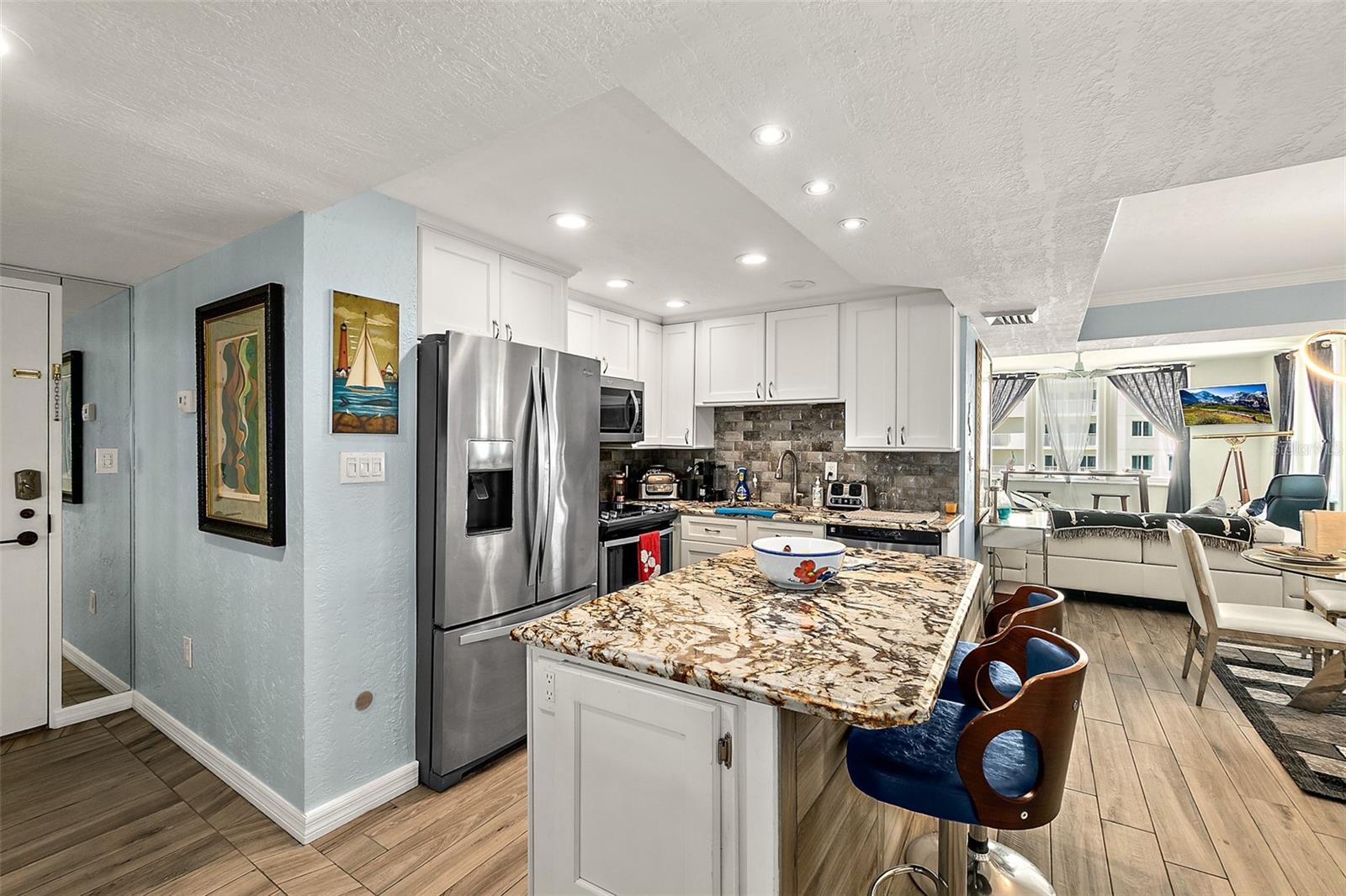 Image 16 of 43 For 2947 Atlantic Avenue 1604