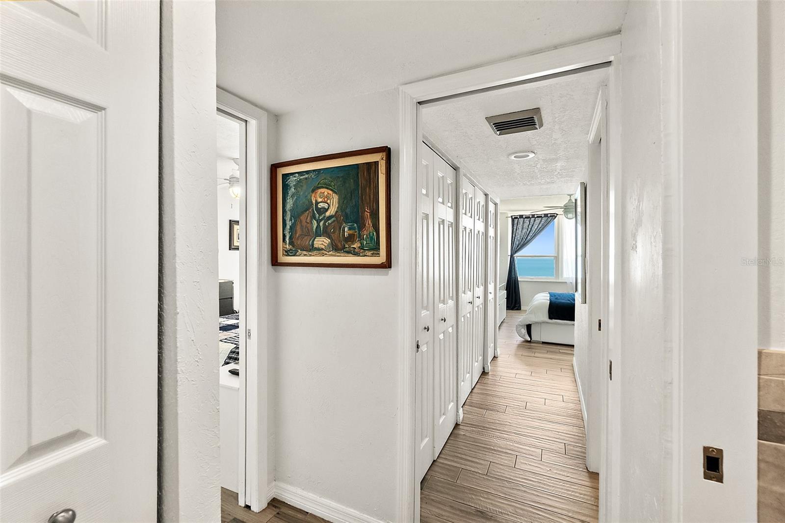 Image 24 of 43 For 2947 Atlantic Avenue 1604