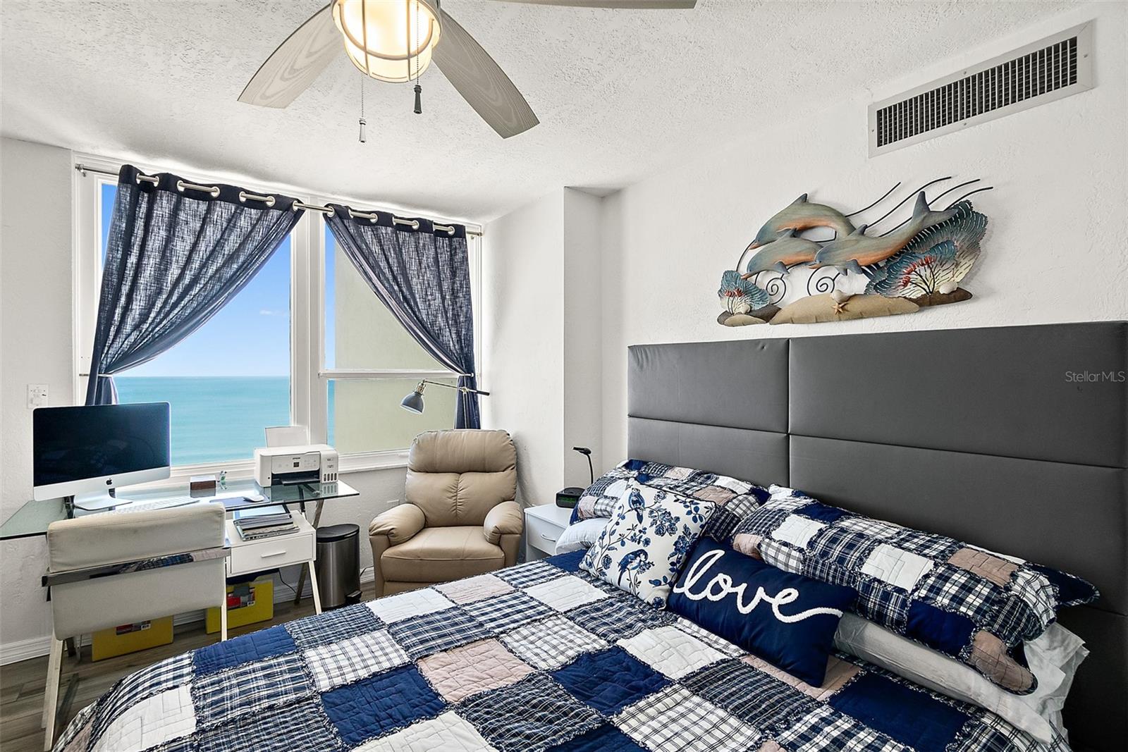 Image 26 of 43 For 2947 Atlantic Avenue 1604