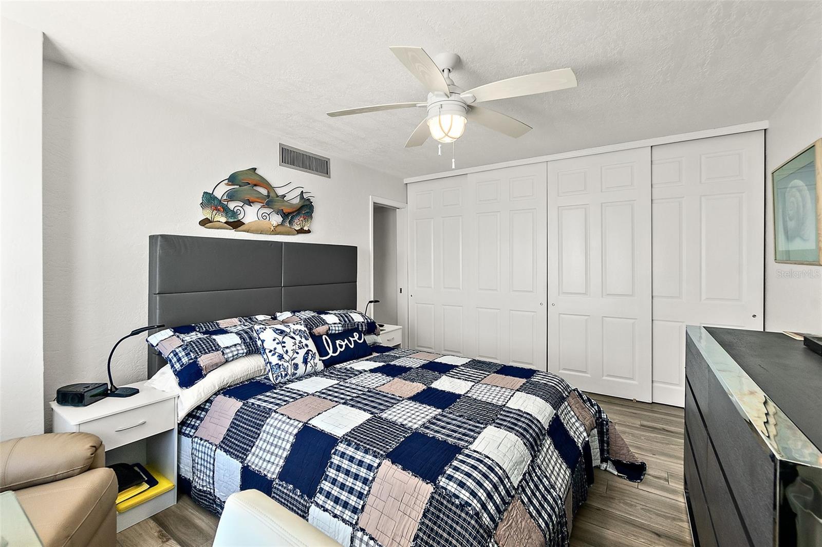 Image 28 of 43 For 2947 Atlantic Avenue 1604