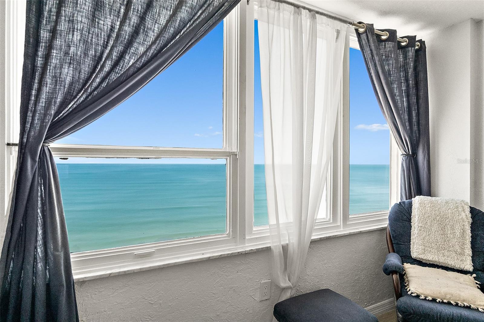 Image 32 of 43 For 2947 Atlantic Avenue 1604