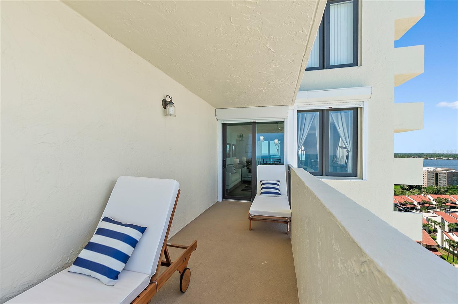 Image 40 of 43 For 2947 Atlantic Avenue 1604