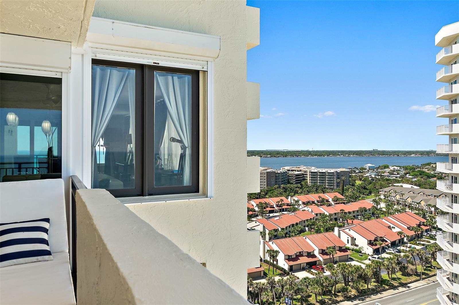 Image 41 of 43 For 2947 Atlantic Avenue 1604