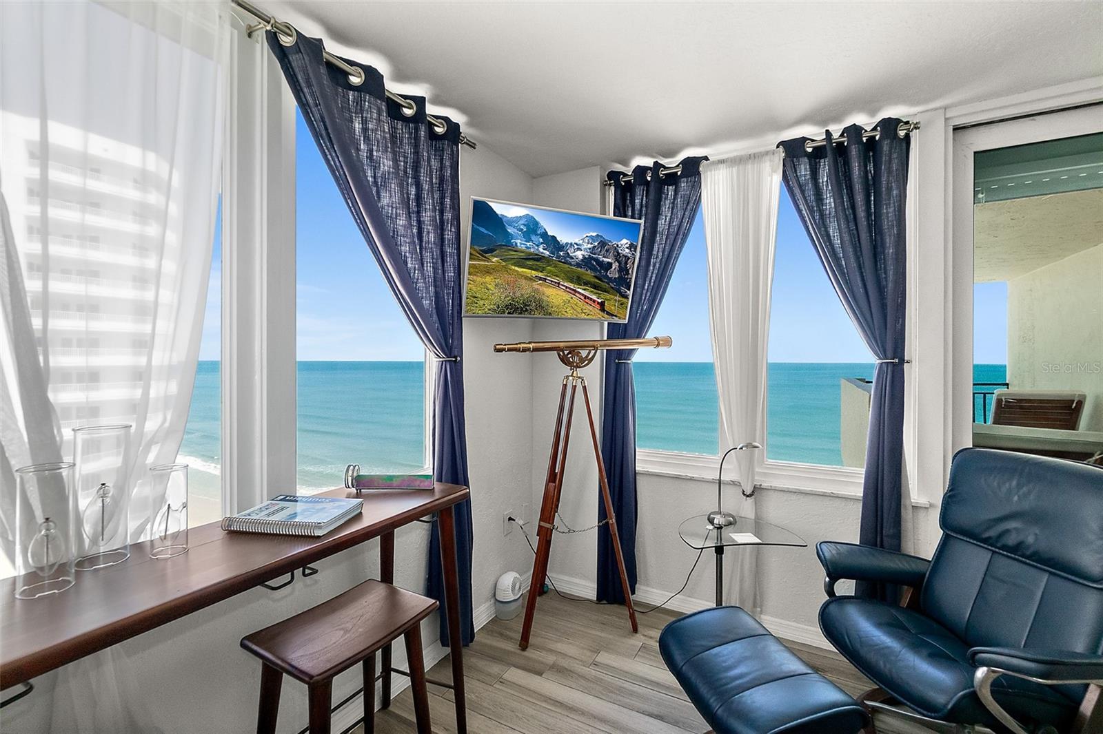 Image 6 of 43 For 2947 Atlantic Avenue 1604