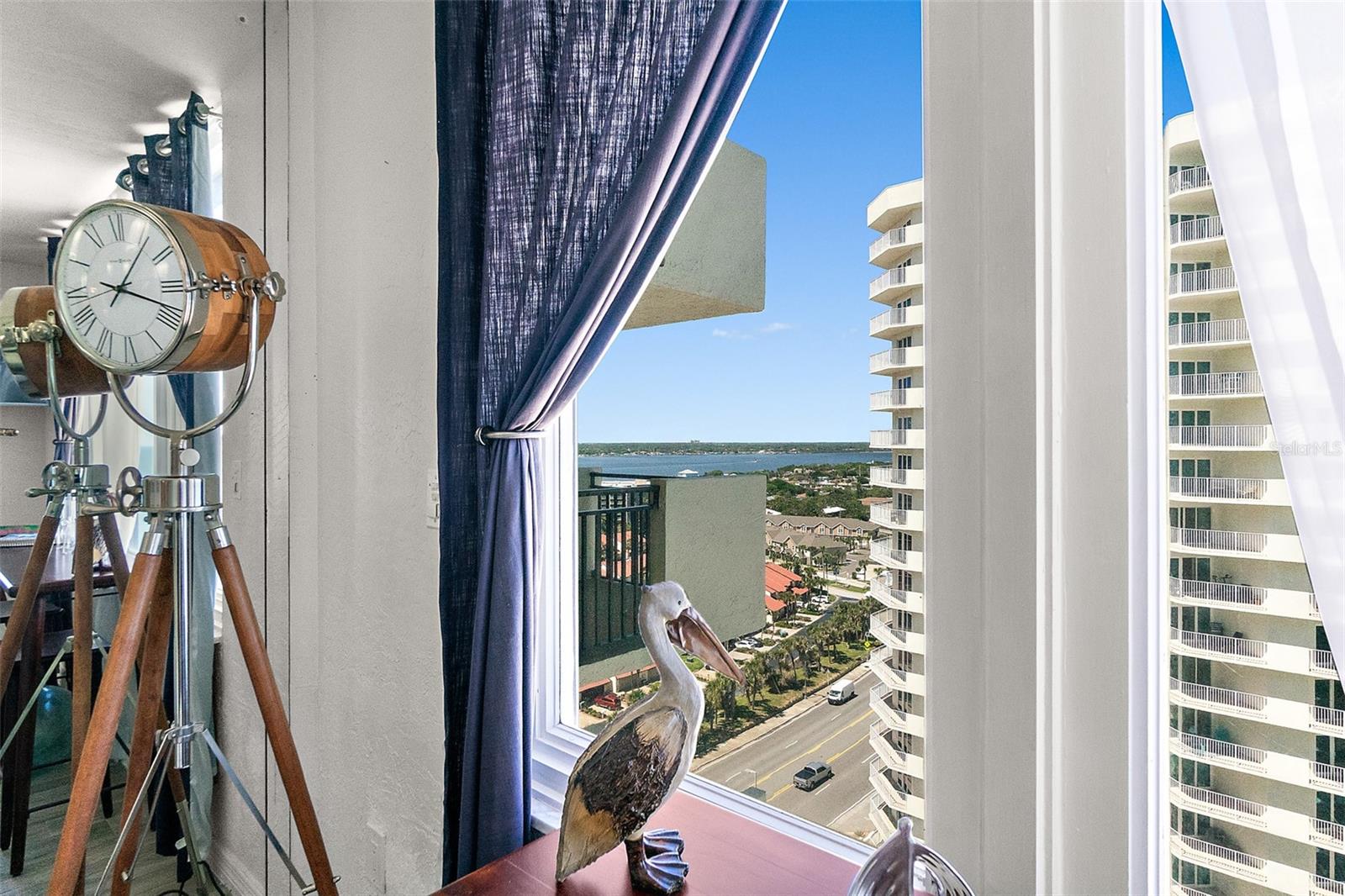 Image 8 of 43 For 2947 Atlantic Avenue 1604