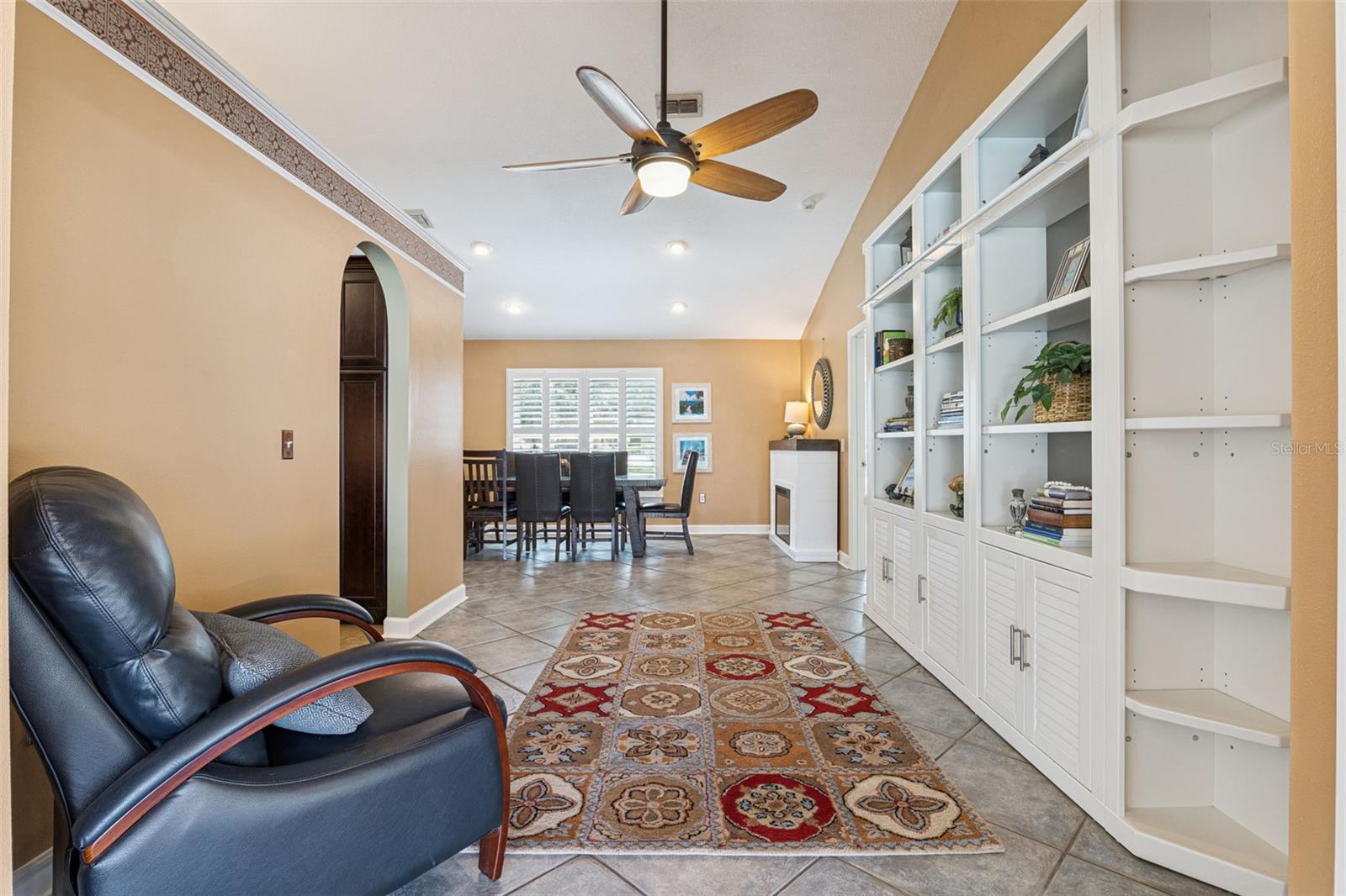 Image 15 of 52 For 1289 Voltaire Street