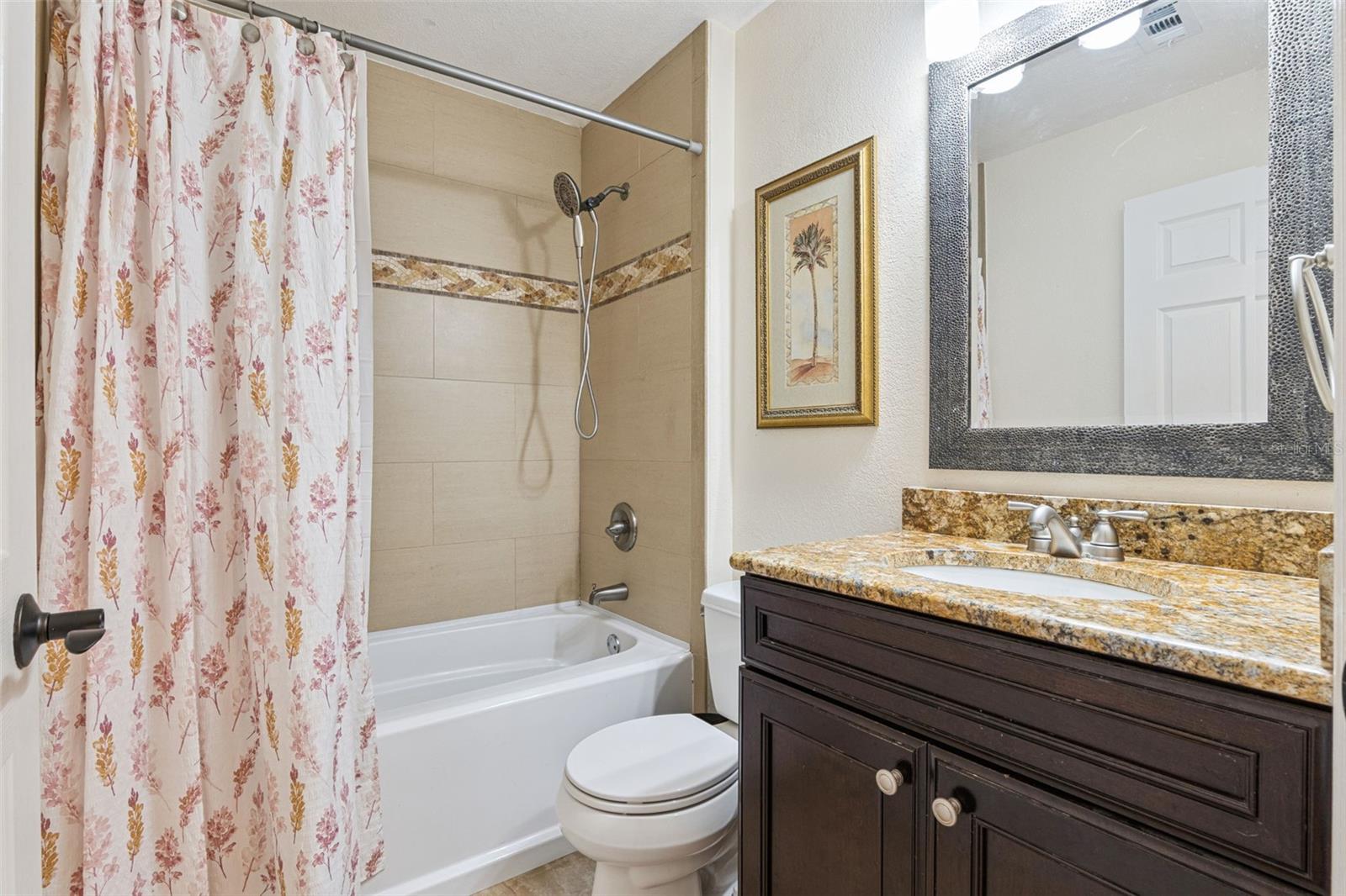 Image 26 of 52 For 1289 Voltaire Street