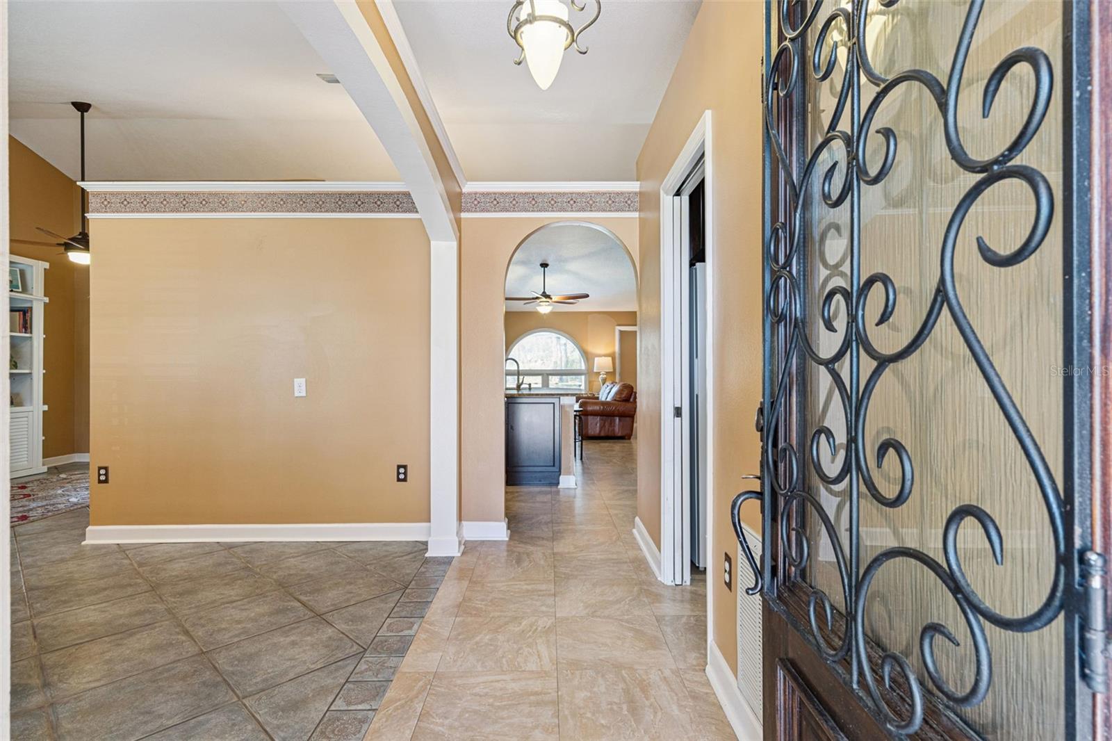 Image 3 of 52 For 1289 Voltaire Street