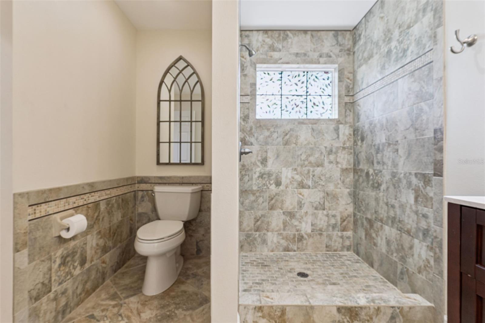 Image 33 of 52 For 1289 Voltaire Street