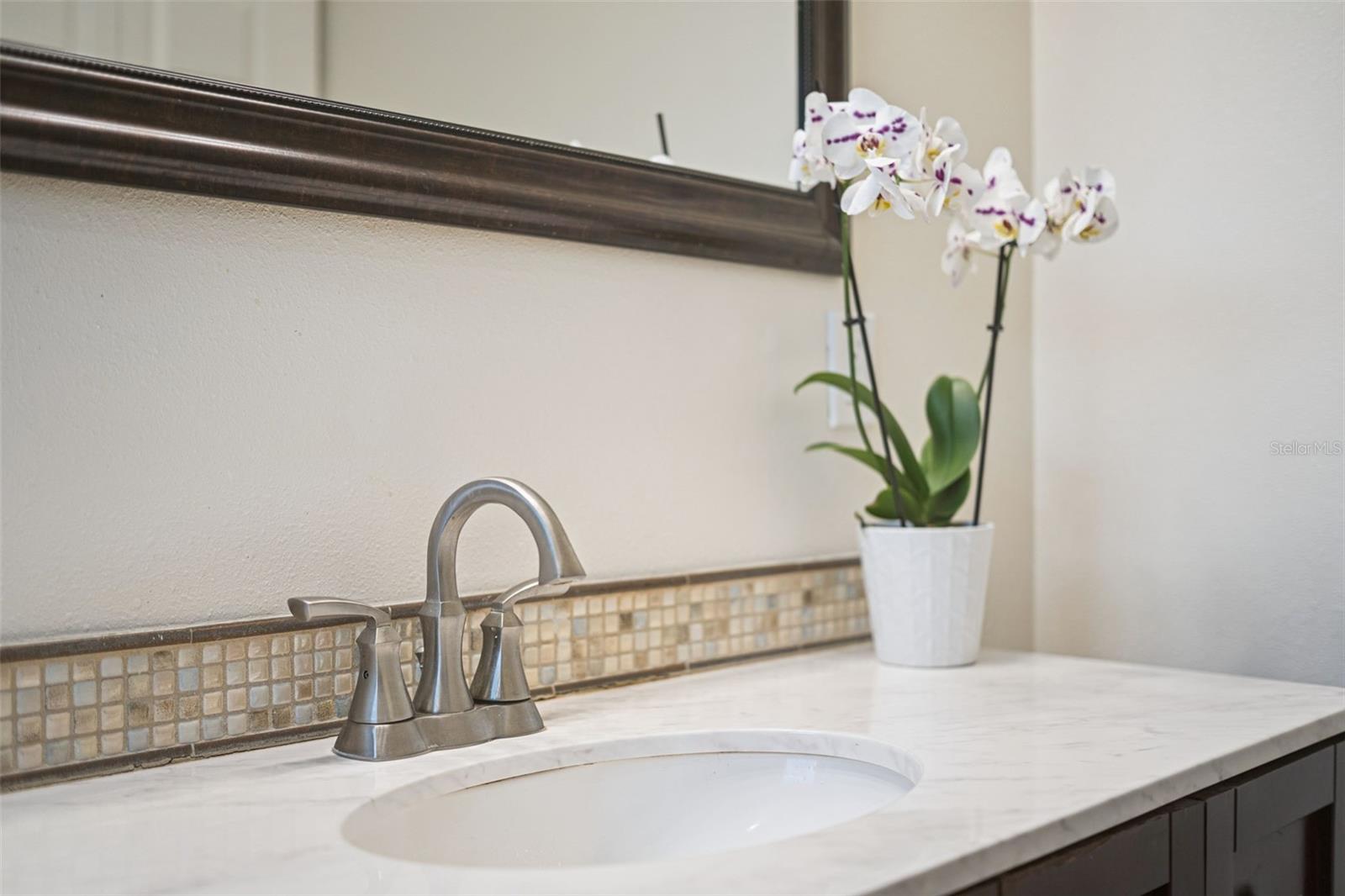 Image 34 of 52 For 1289 Voltaire Street