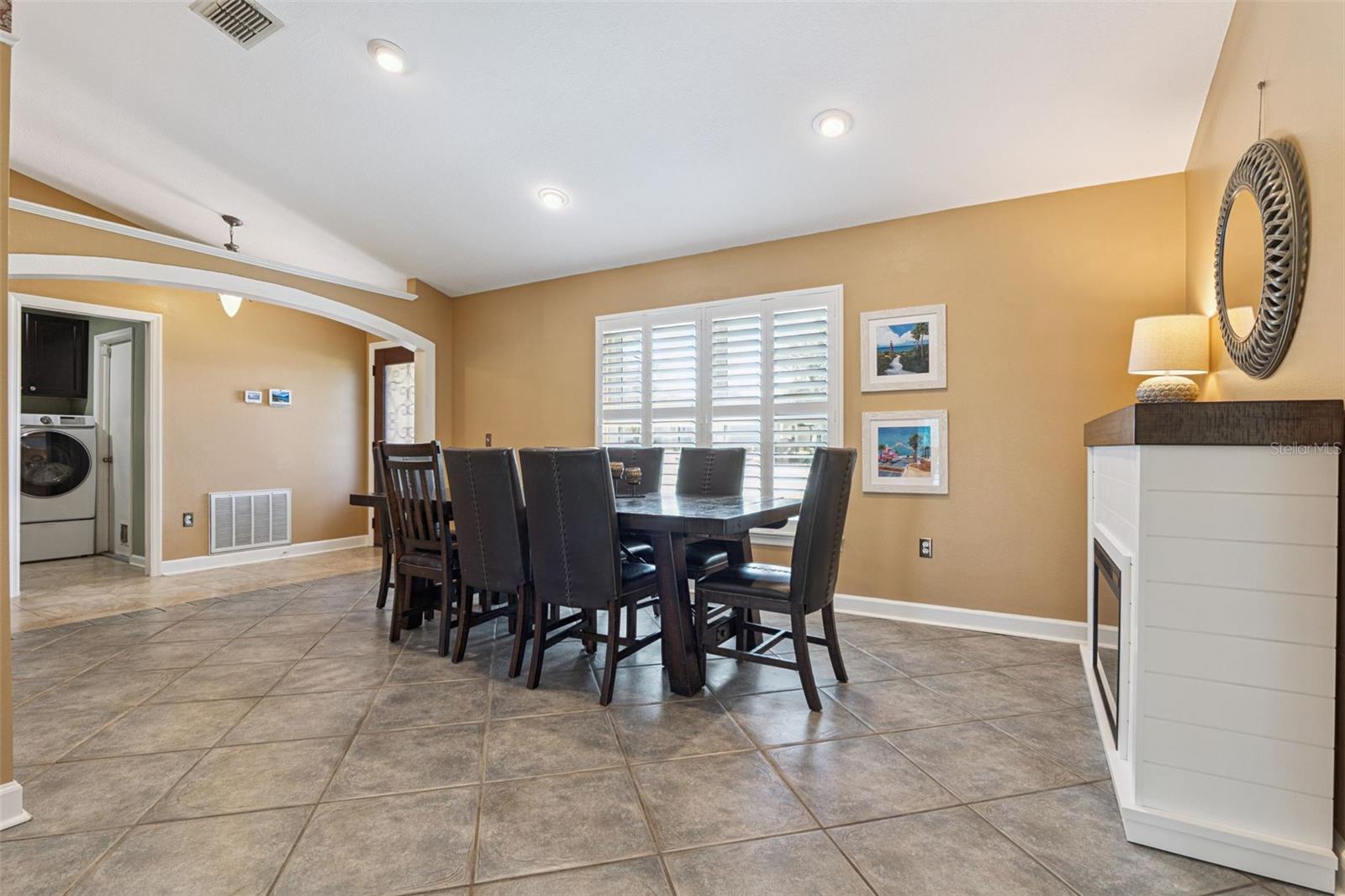 Image 5 of 52 For 1289 Voltaire Street