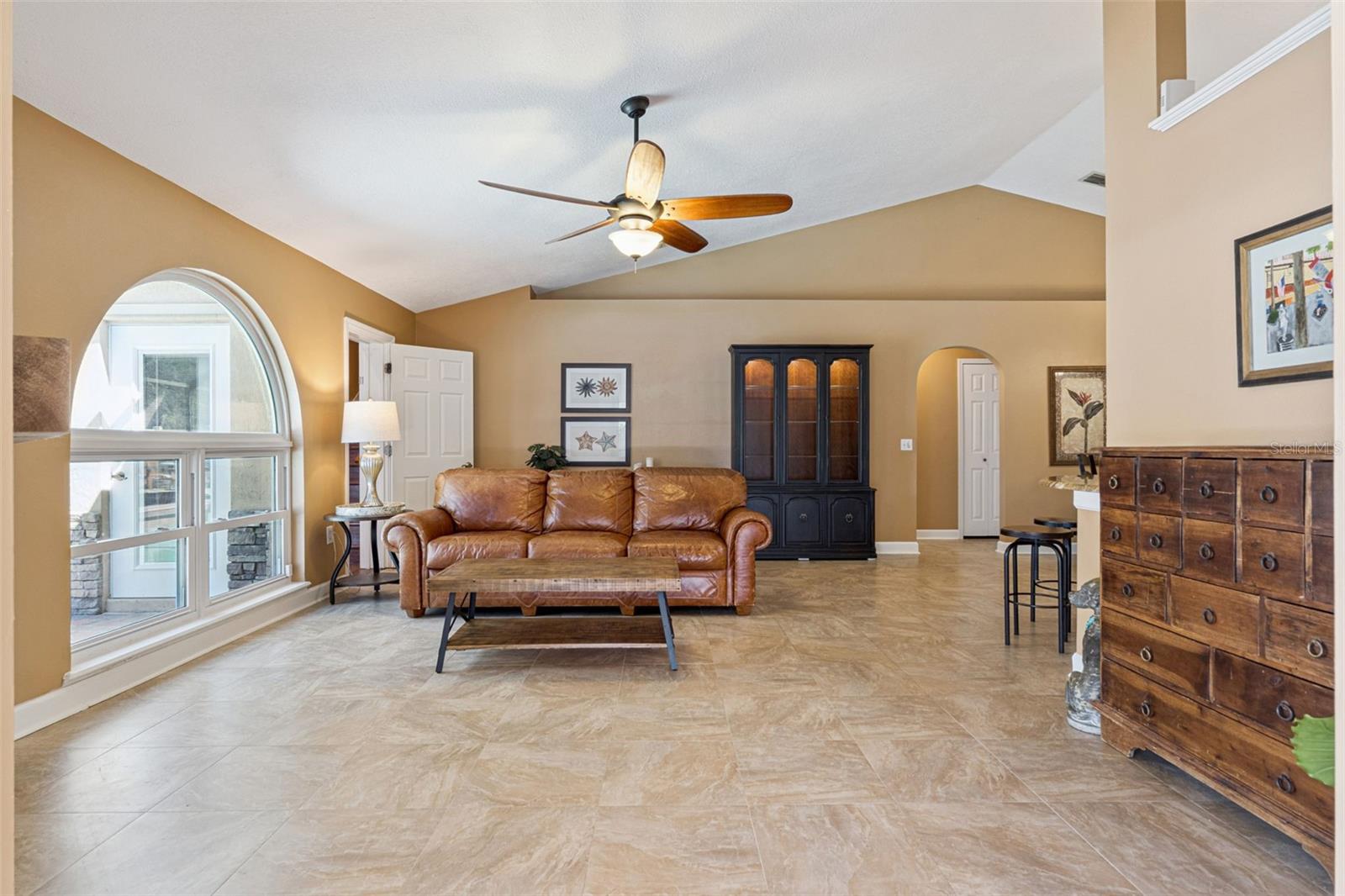 Image 7 of 52 For 1289 Voltaire Street