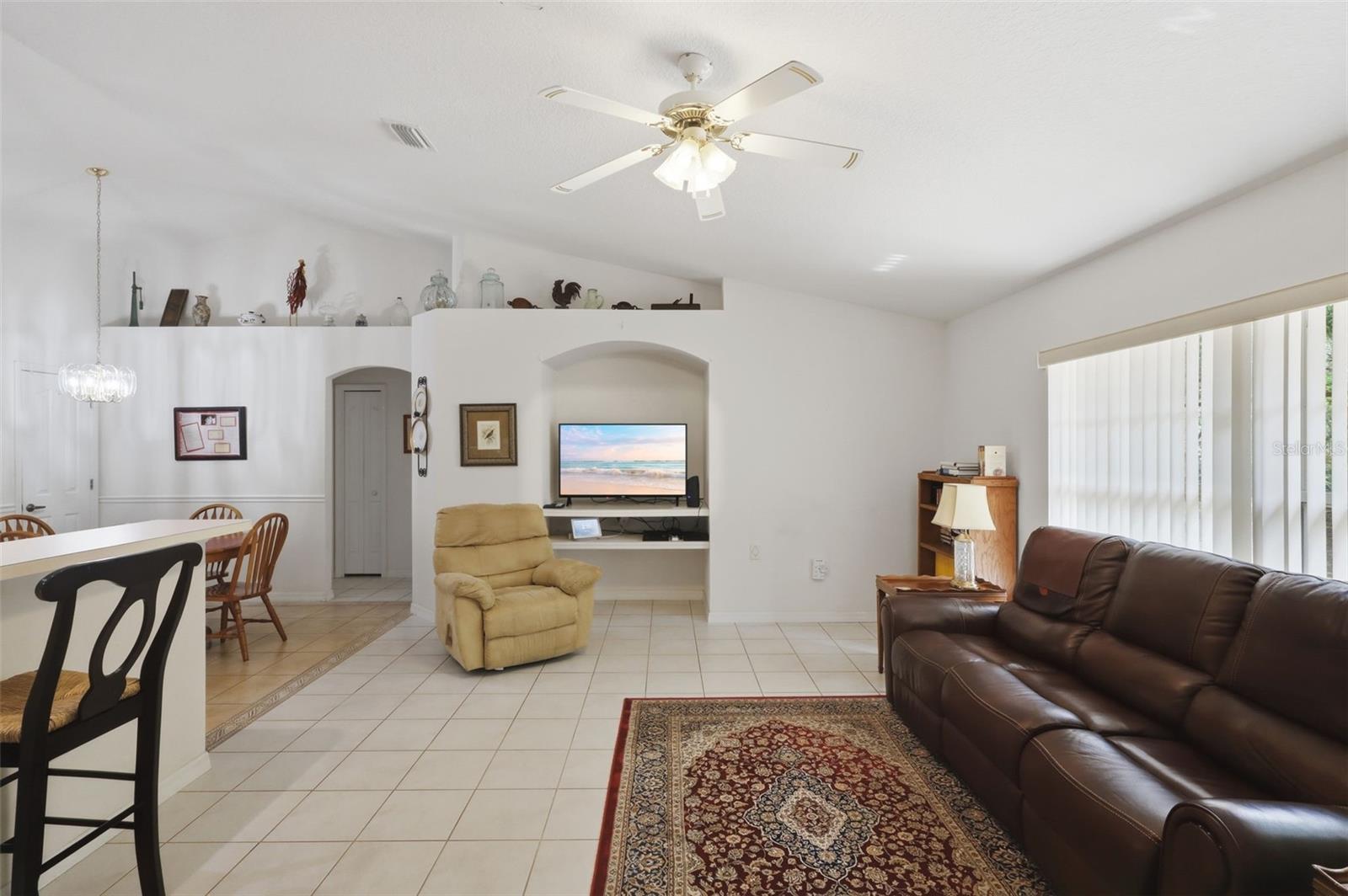 Image 10 of 36 For 1028 Collins Avenue