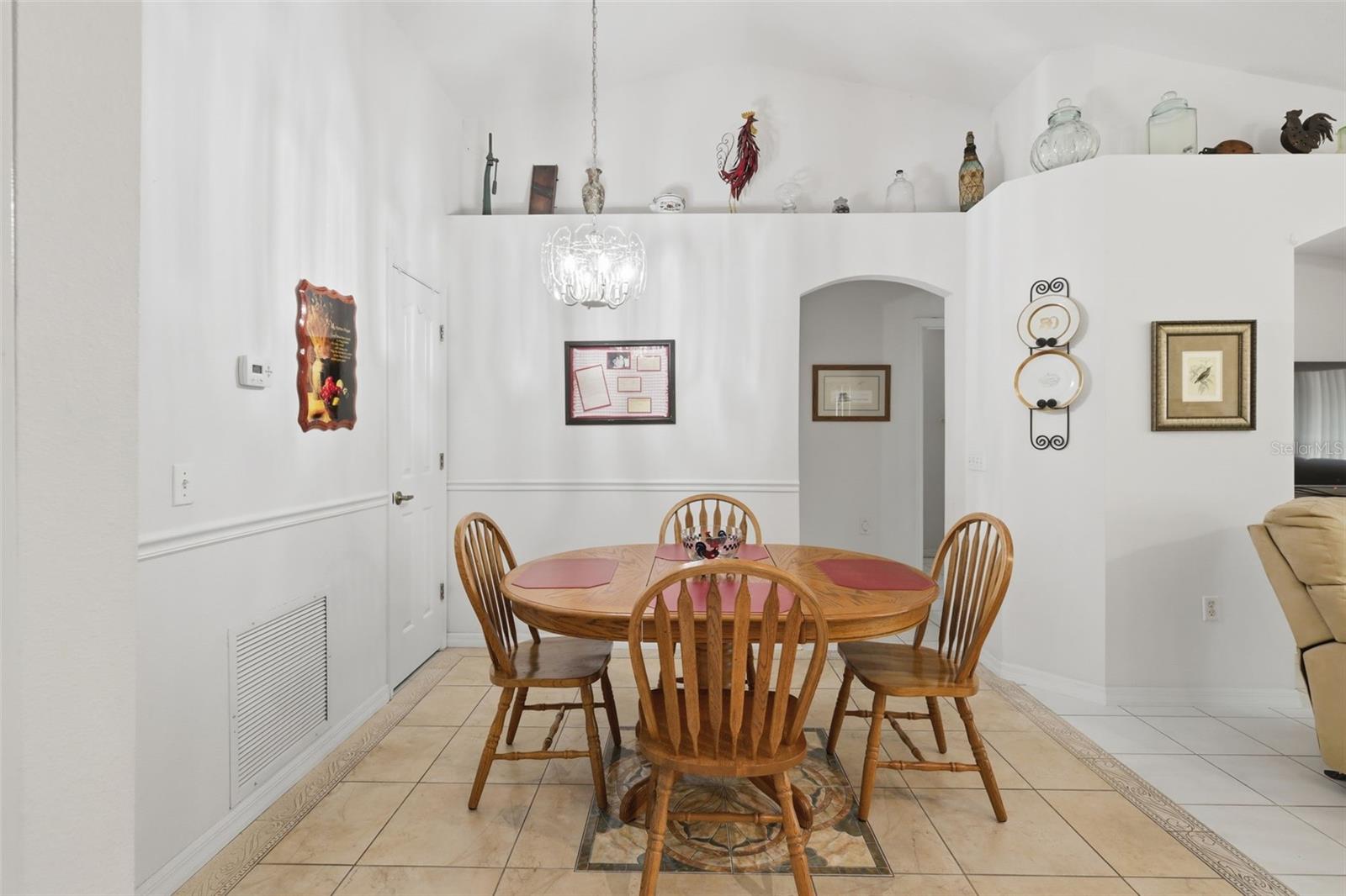 Image 16 of 36 For 1028 Collins Avenue