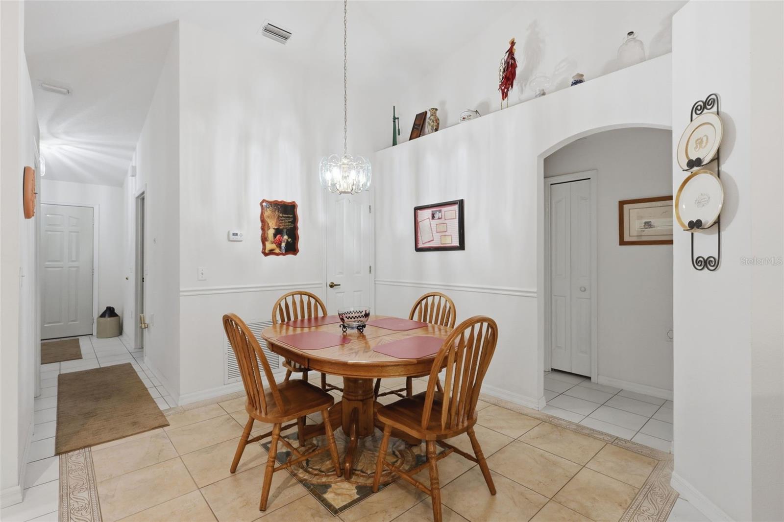 Image 17 of 36 For 1028 Collins Avenue