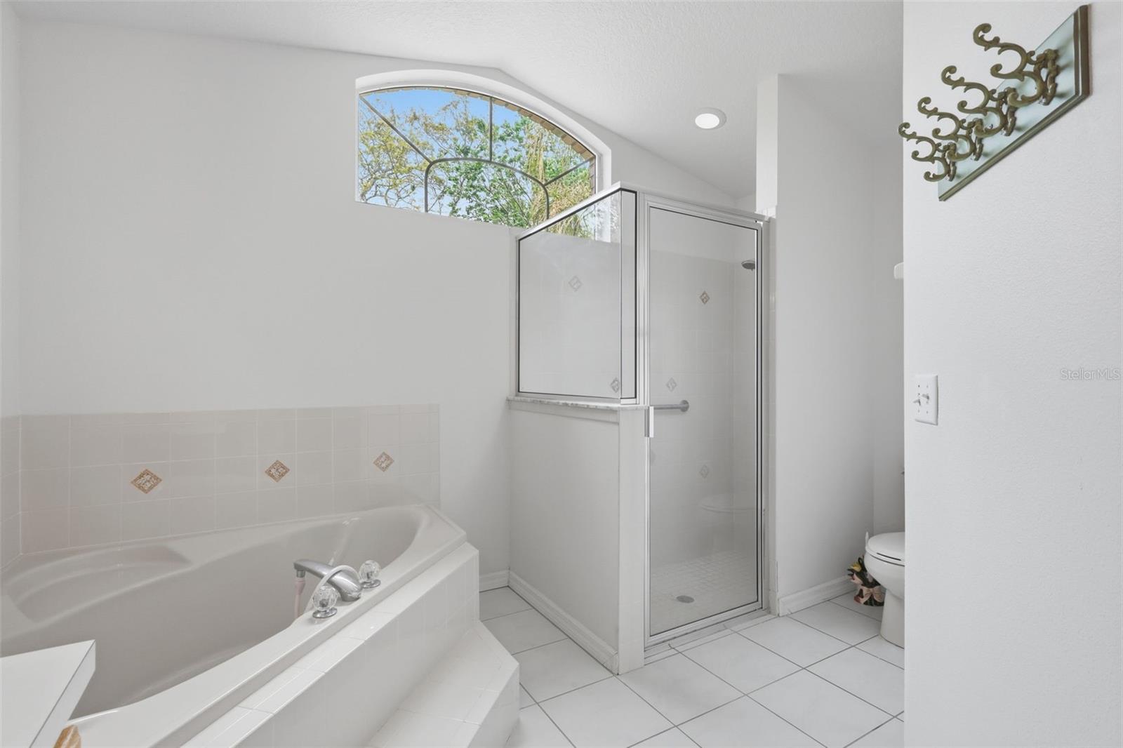 Image 24 of 36 For 1028 Collins Avenue