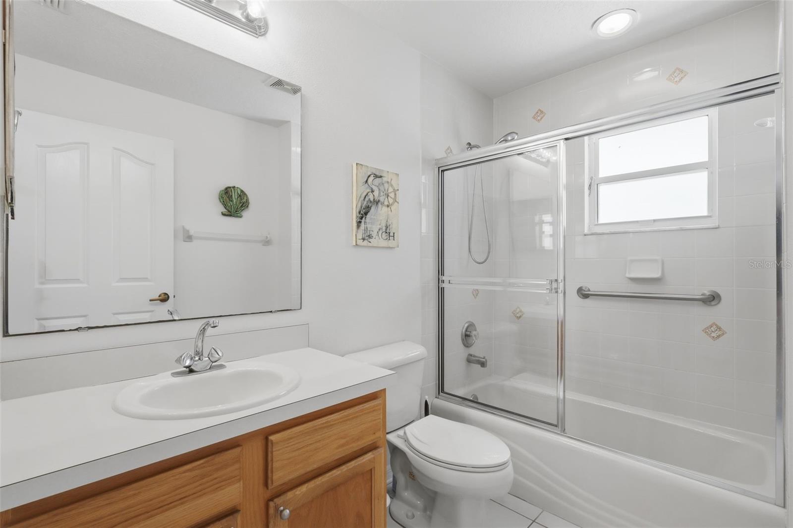 Image 26 of 36 For 1028 Collins Avenue