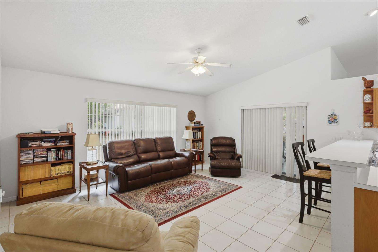 Image 8 of 36 For 1028 Collins Avenue