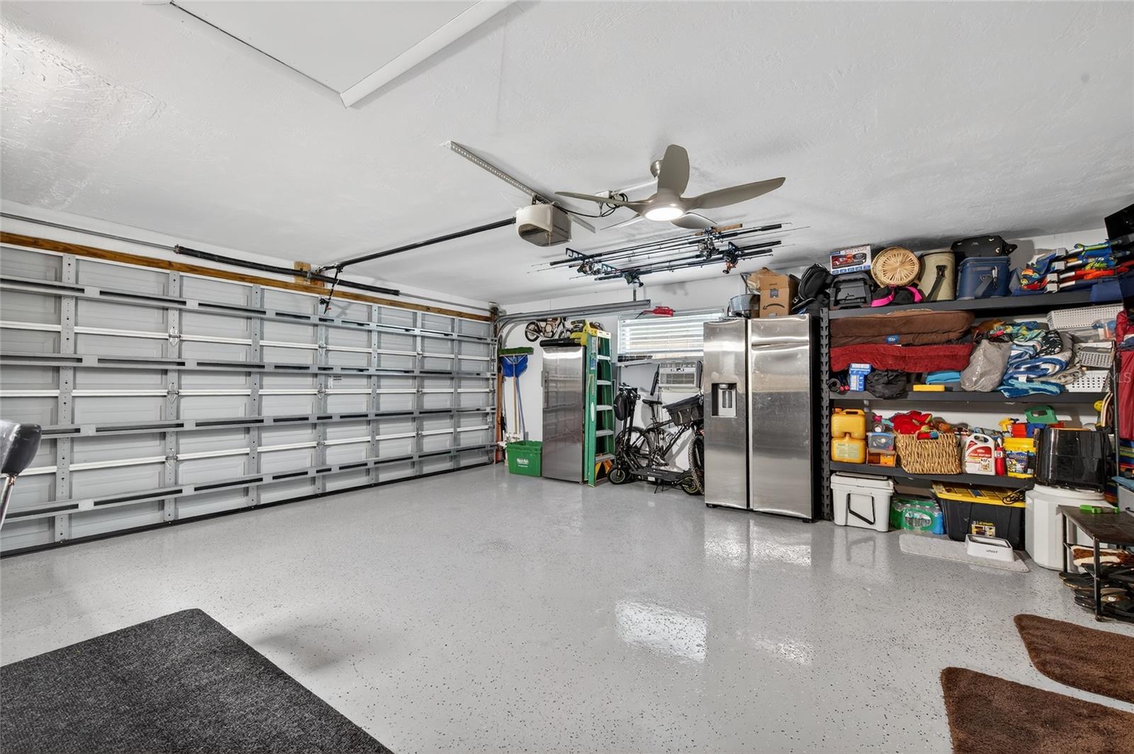 Image 24 of 31 For 92 Alberta Avenue