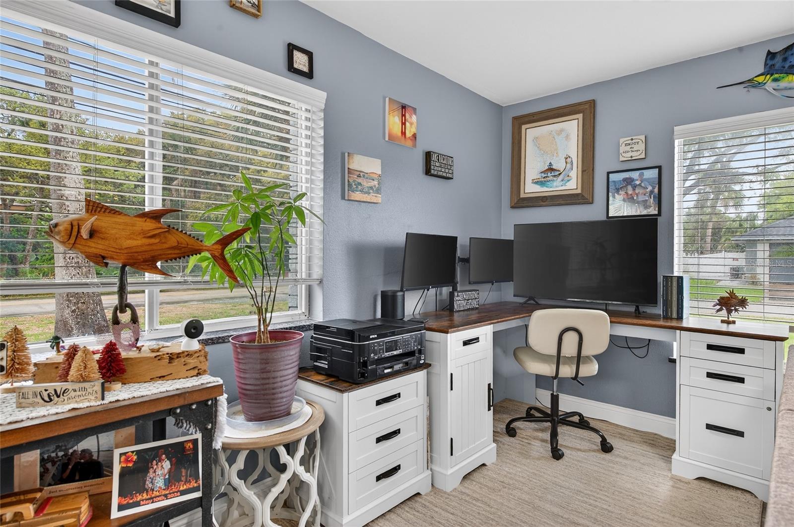 Image 9 of 31 For 92 Alberta Avenue