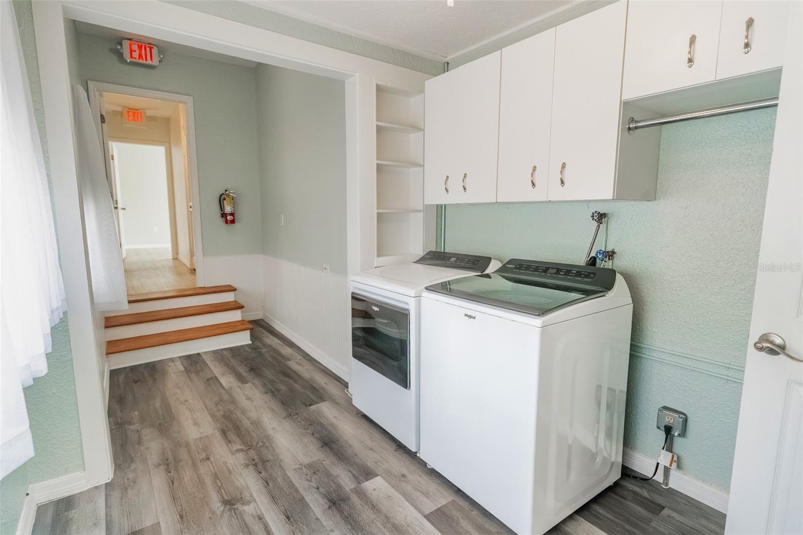 Image 20 of 86 For 321 Pennsylvania Avenue